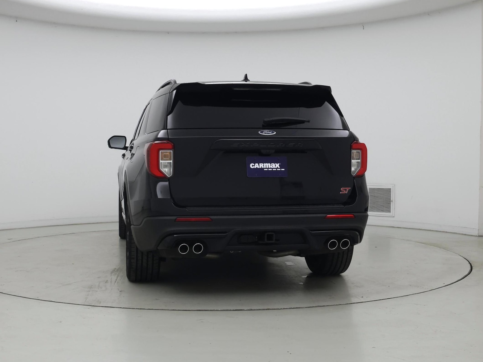 2023 Ford Explorer ST - Photo 7