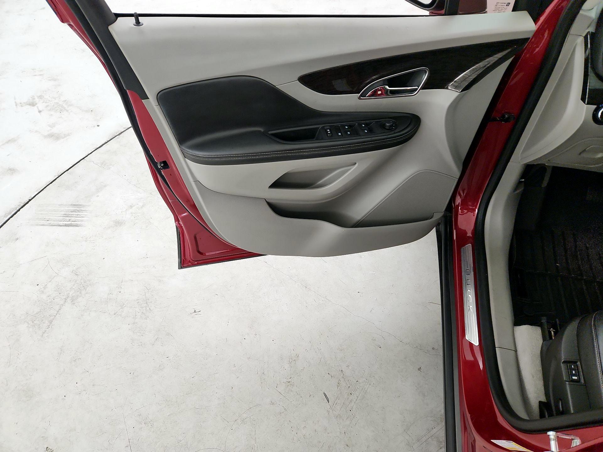 Thumbnail: 2015 Buick Encore - 12