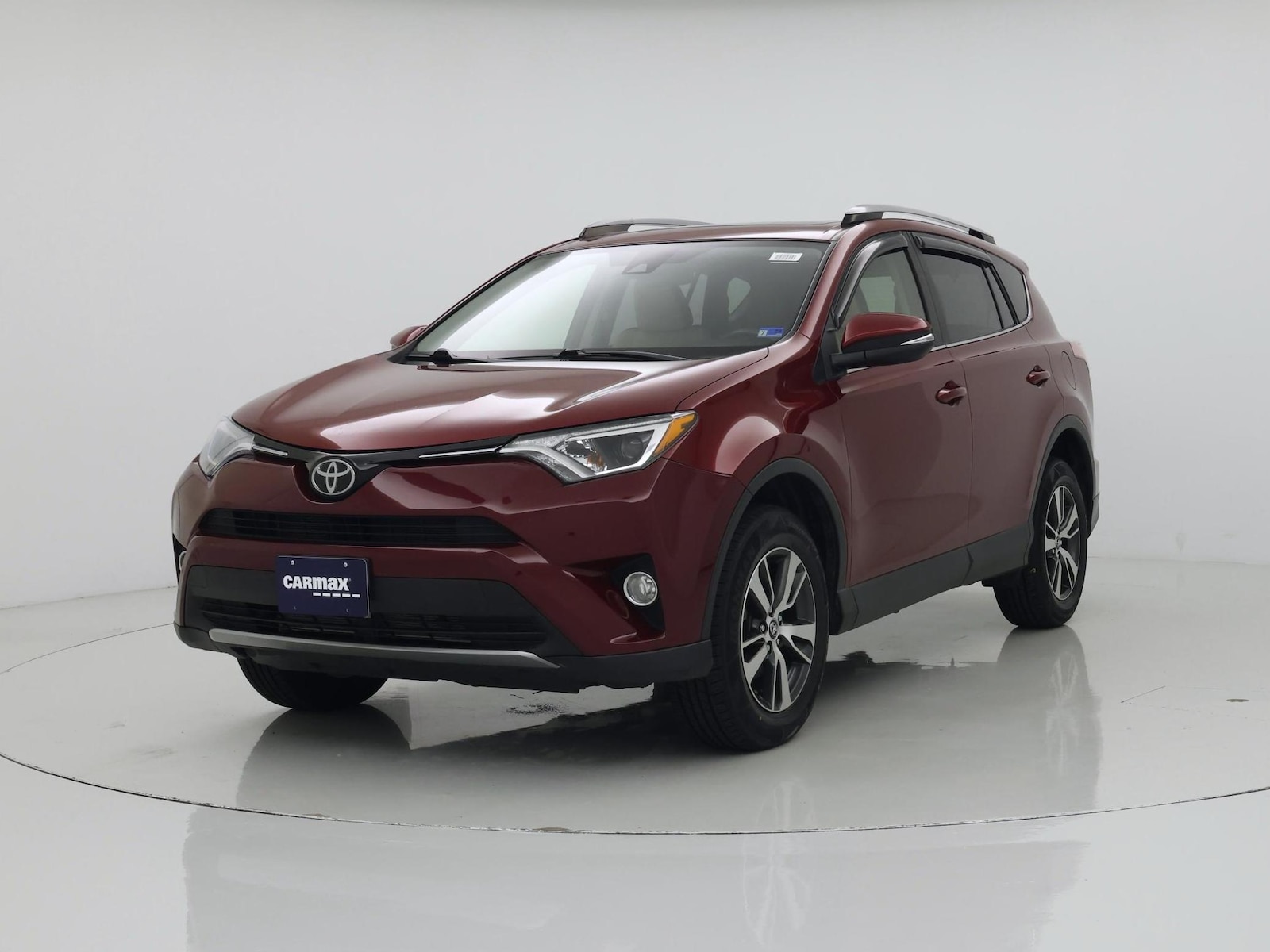 2018 Toyota RAV4 XLE - Photo 5