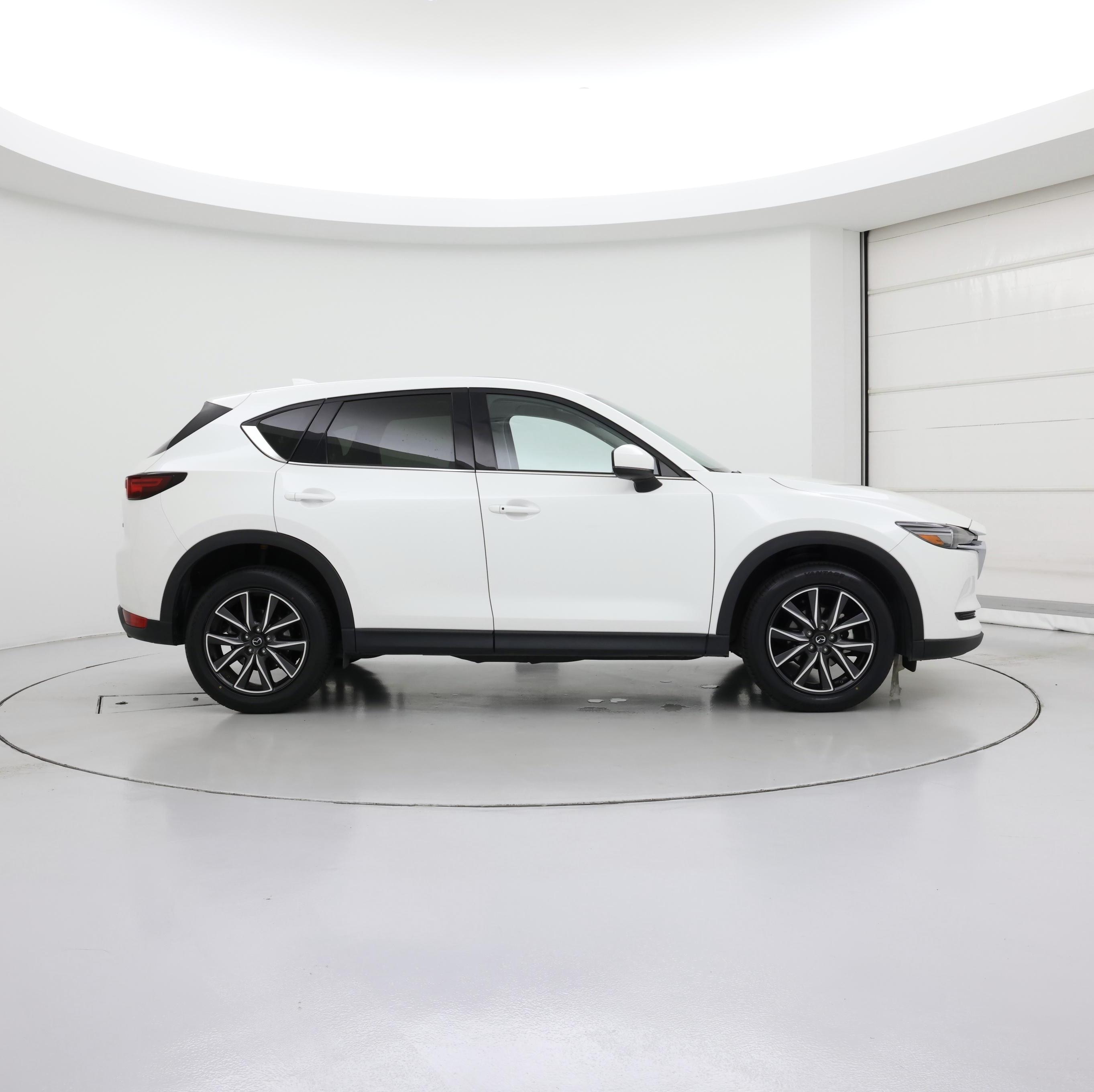 Thumbnail: 2017 Mazda CX-5 - 7