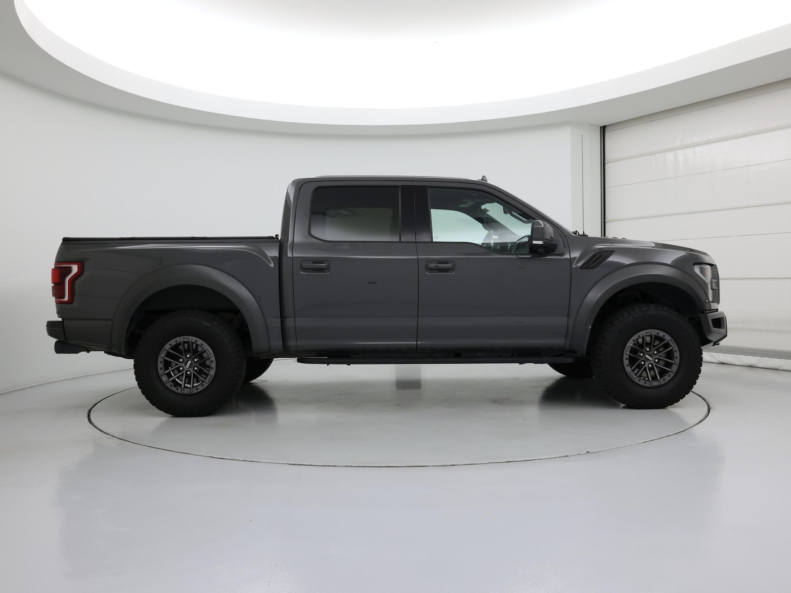 2020 Ford F-150 Raptor - Photo 8