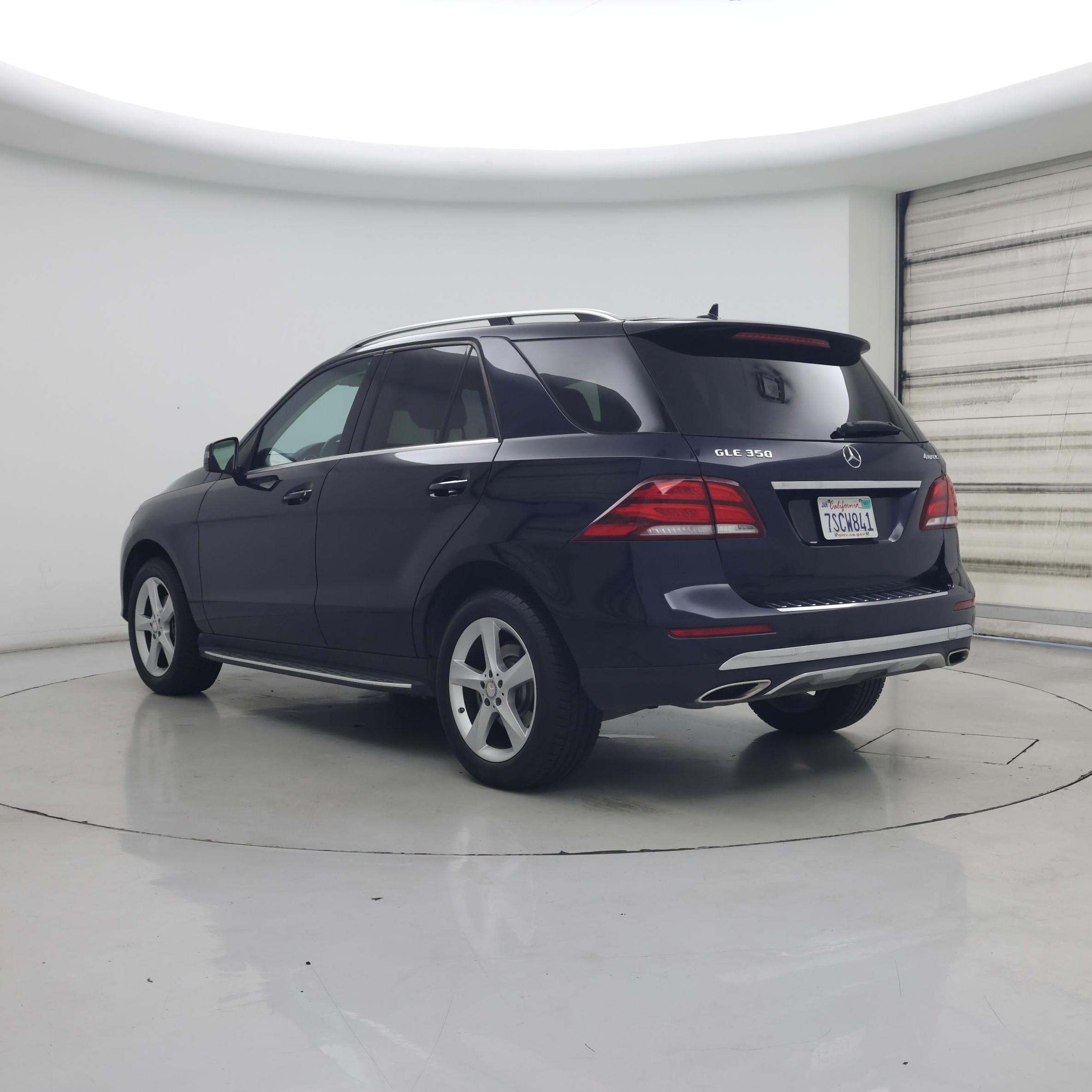Thumbnail: 2016 Mercedes-Benz GLE - 2