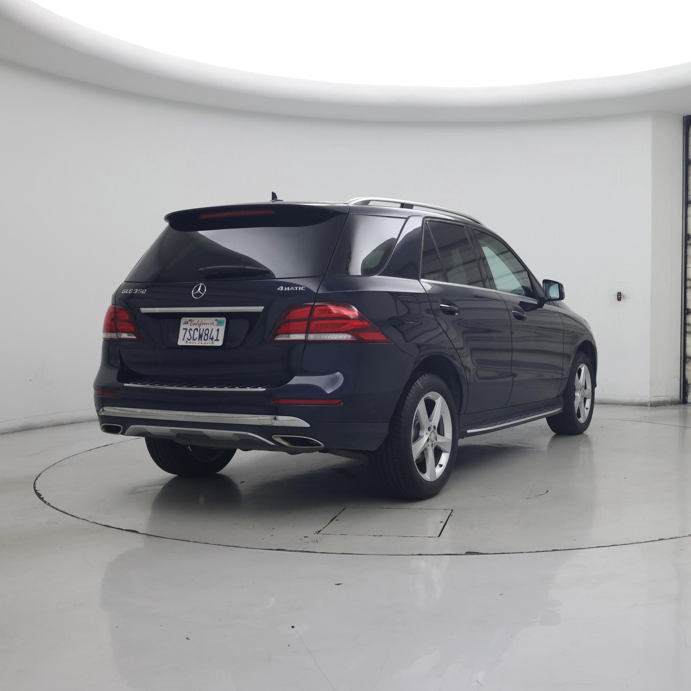 Thumbnail: 2016 Mercedes-Benz GLE - 8