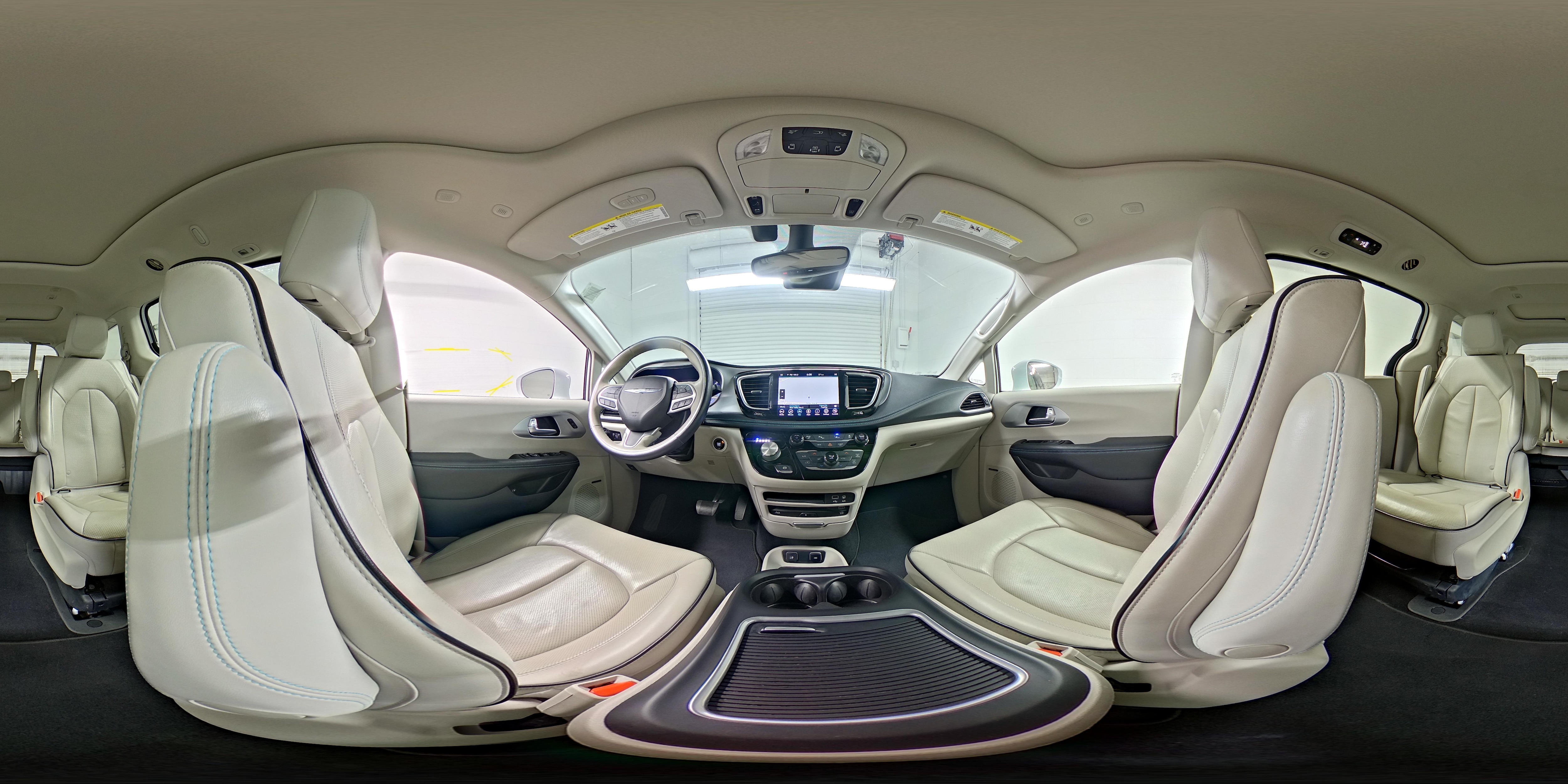 2020 Chrysler Pacifica Hybrid Limited - Photo 28