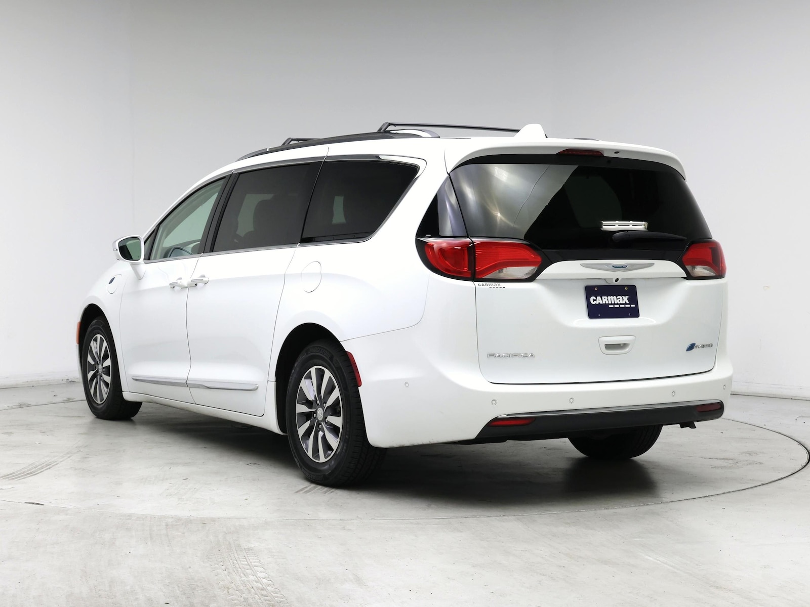 2020 Chrysler Pacifica Hybrid Limited - Photo 3