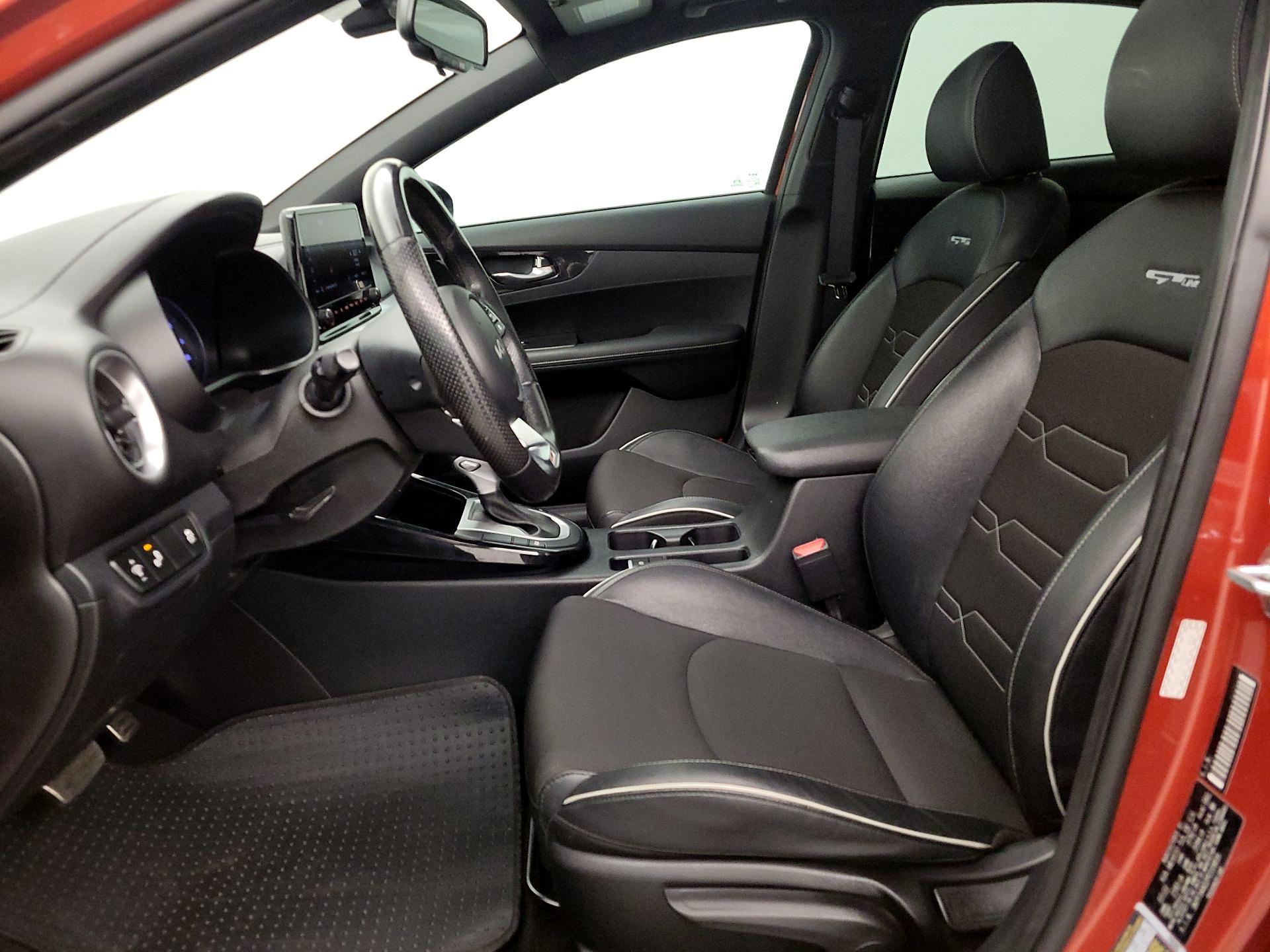 Thumbnail: 2023 Kia Forte - 11