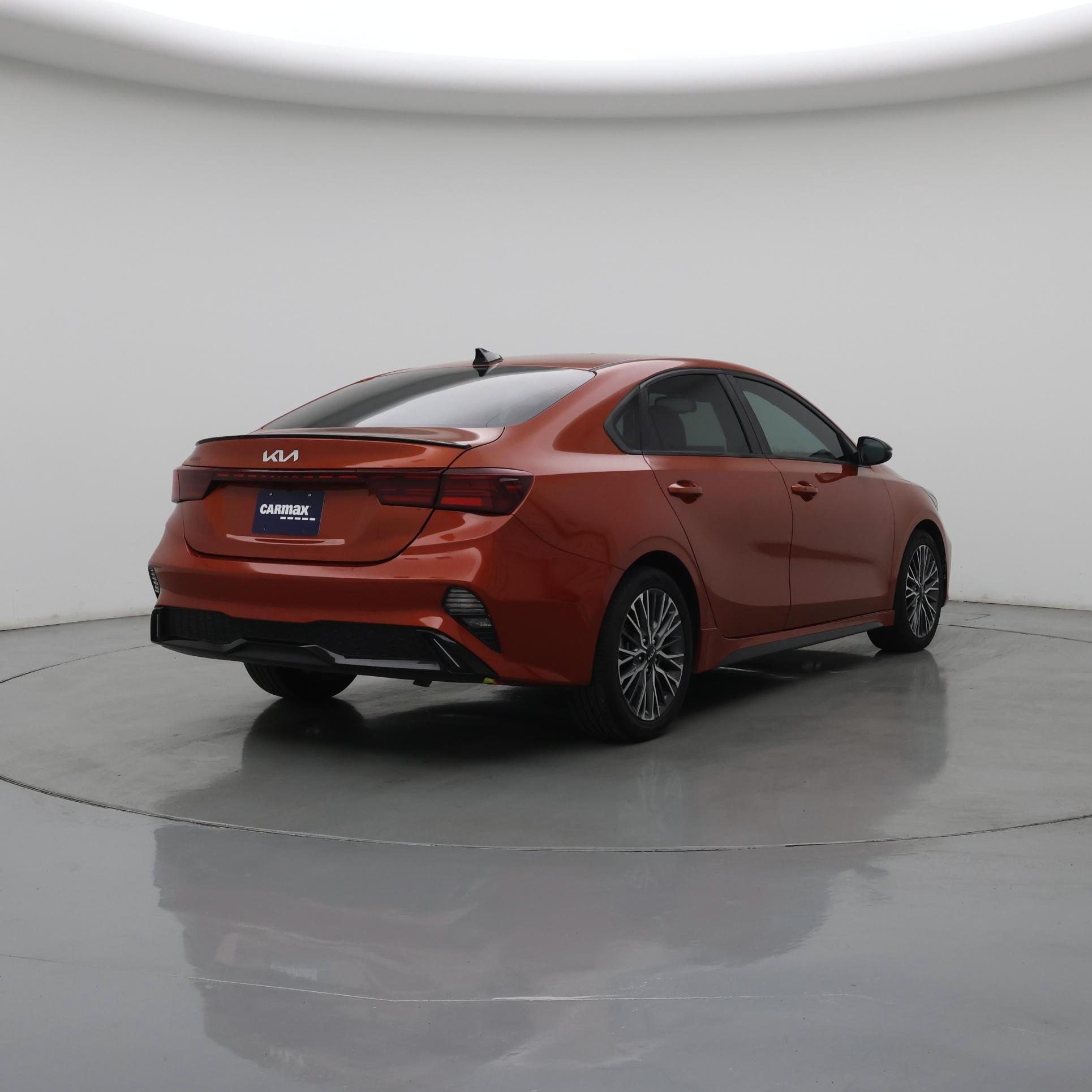 Thumbnail: 2023 Kia Forte - 8