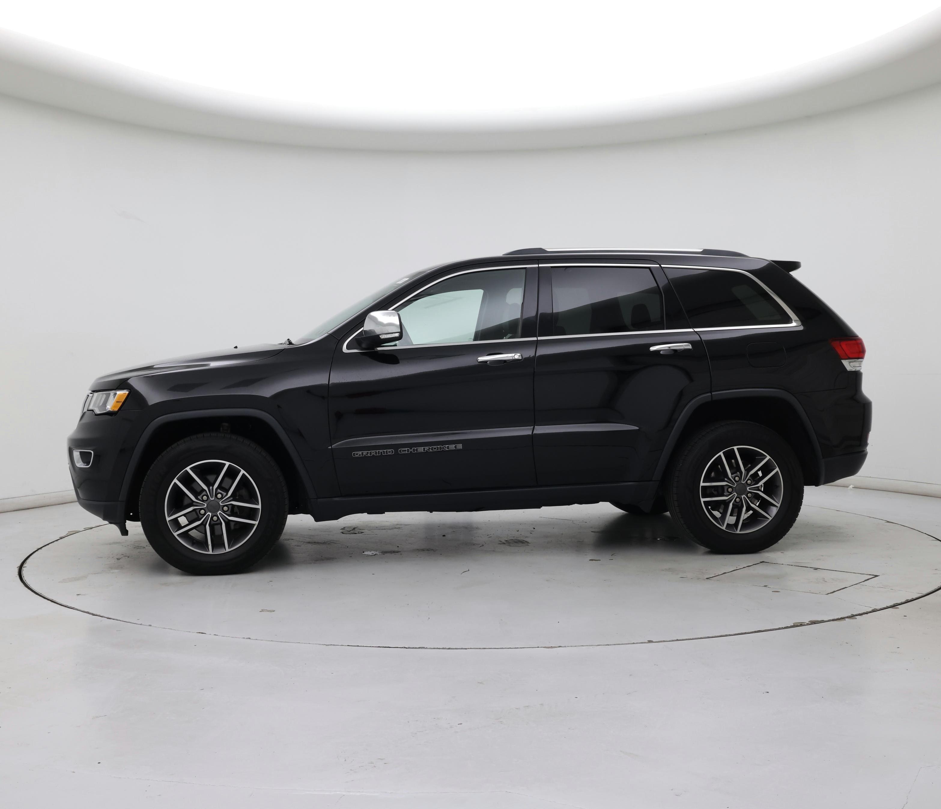 Thumbnail: 2020 Jeep Grand Cherokee - 3