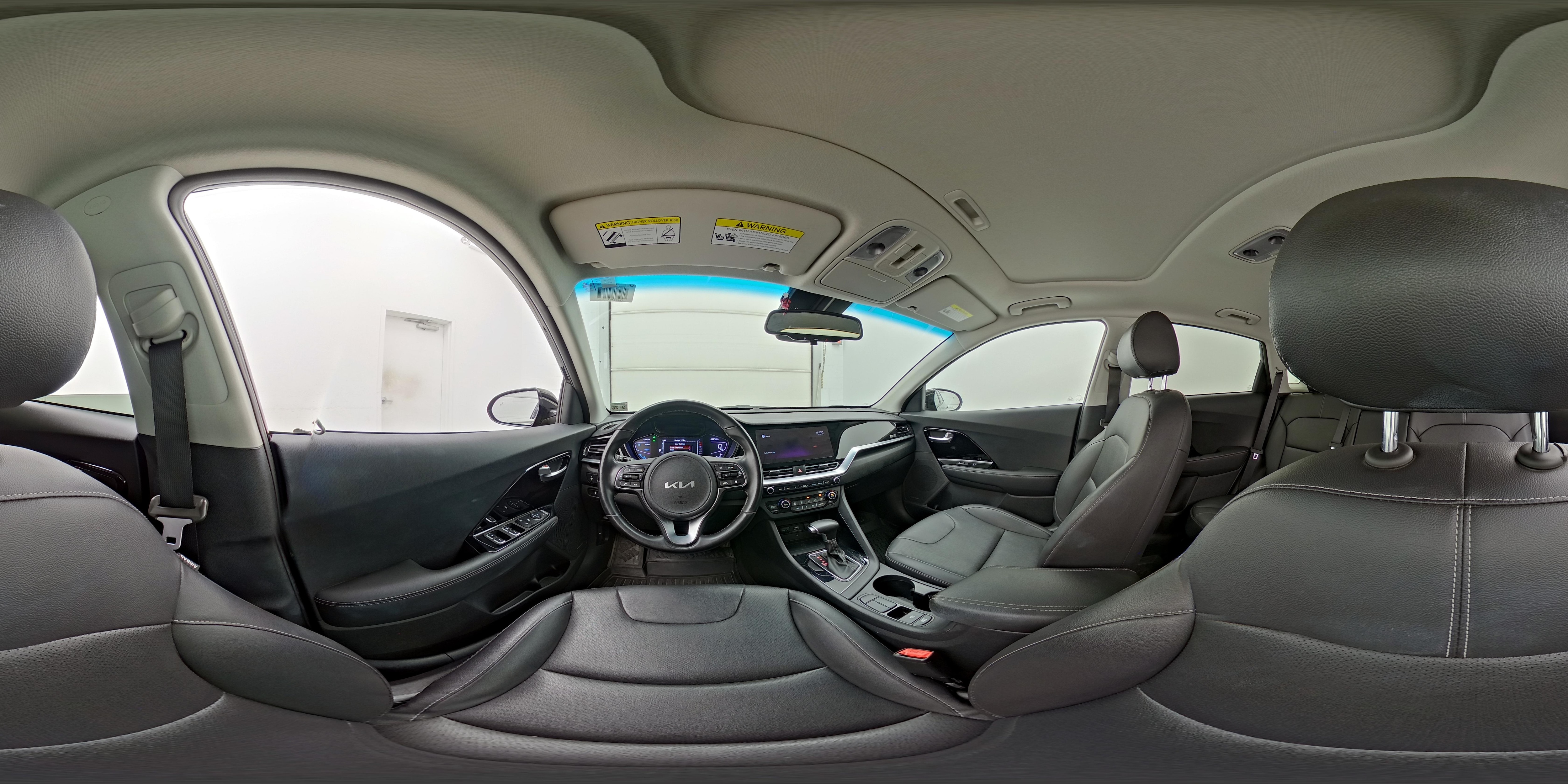 2022 Kia Niro Touring SE - Photo 28