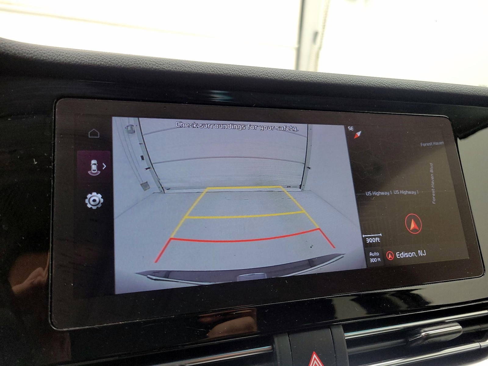 2022 Kia Niro Touring SE - Photo 16