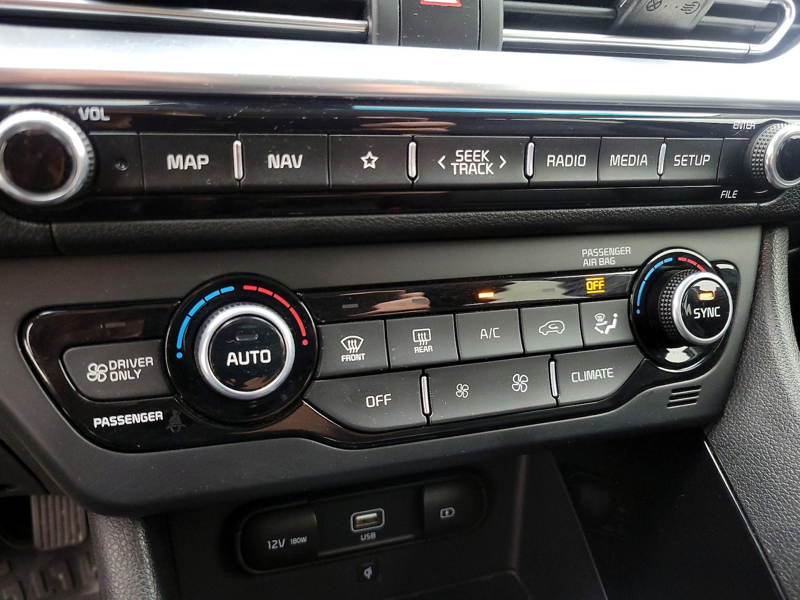 2022 Kia Niro Touring SE - Photo 18