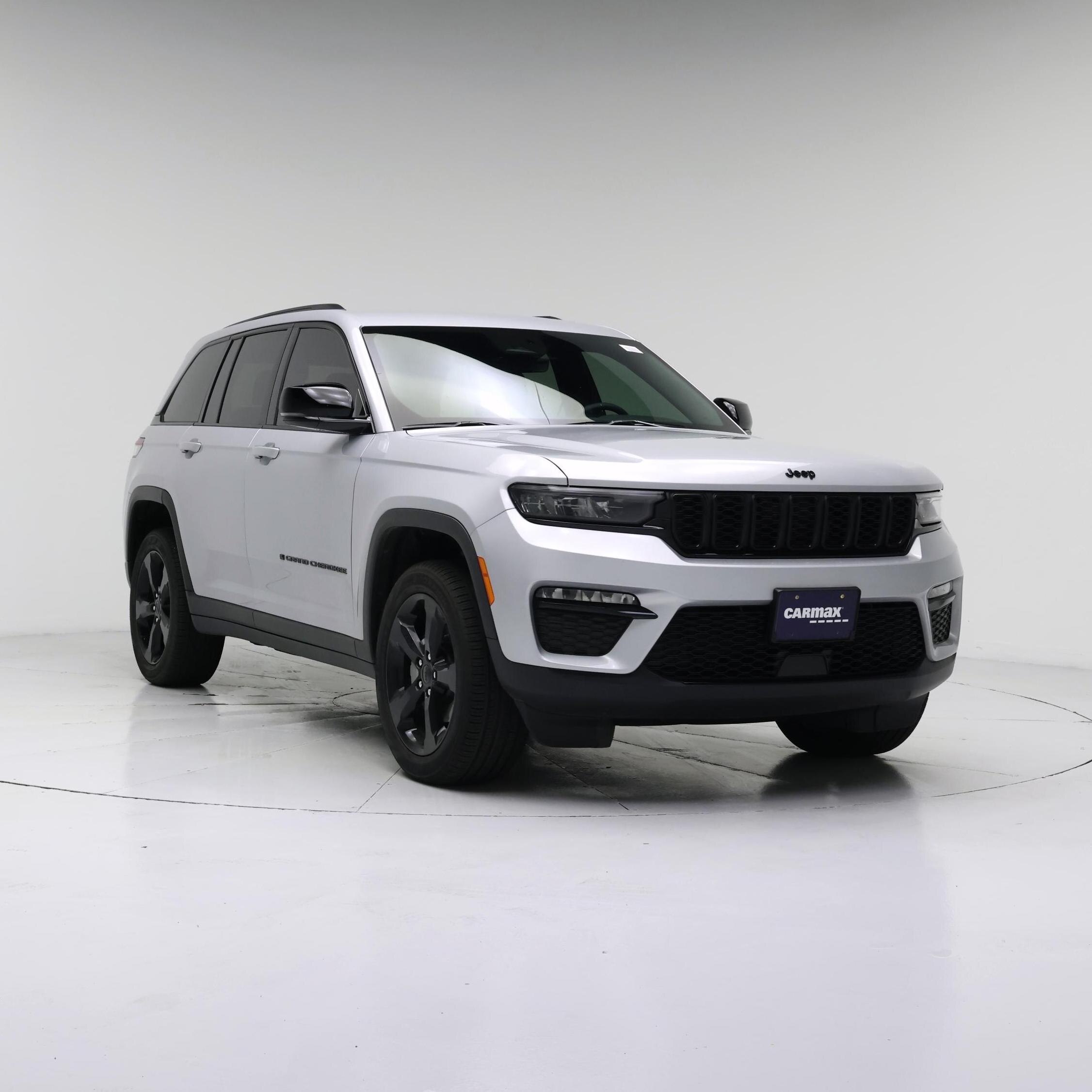 Silver 2025 Jeep Grand Cherokee SUV / Crossover Four-Wheel Drive Automatic