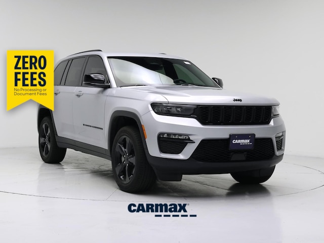 Silver 2025 Jeep Grand Cherokee SUV / Crossover Four-Wheel Drive Automatic