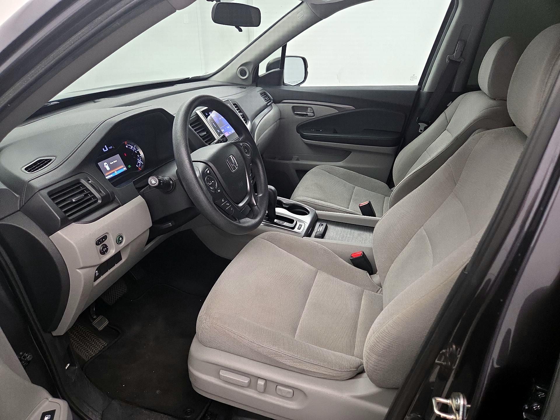 Thumbnail: 2018 Honda Pilot - 11