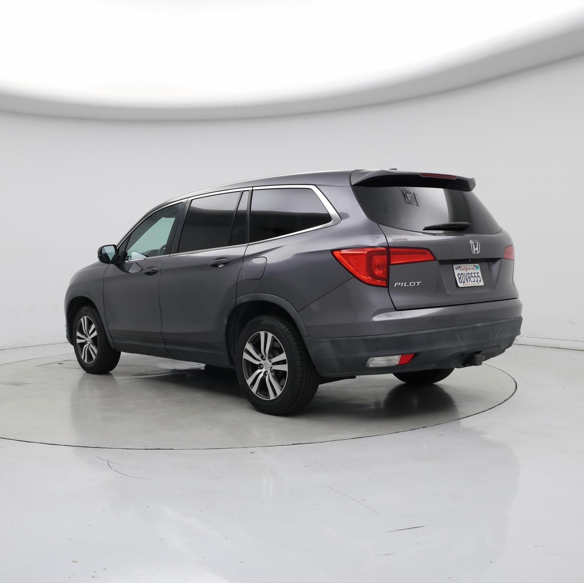 Thumbnail: 2018 Honda Pilot - 2