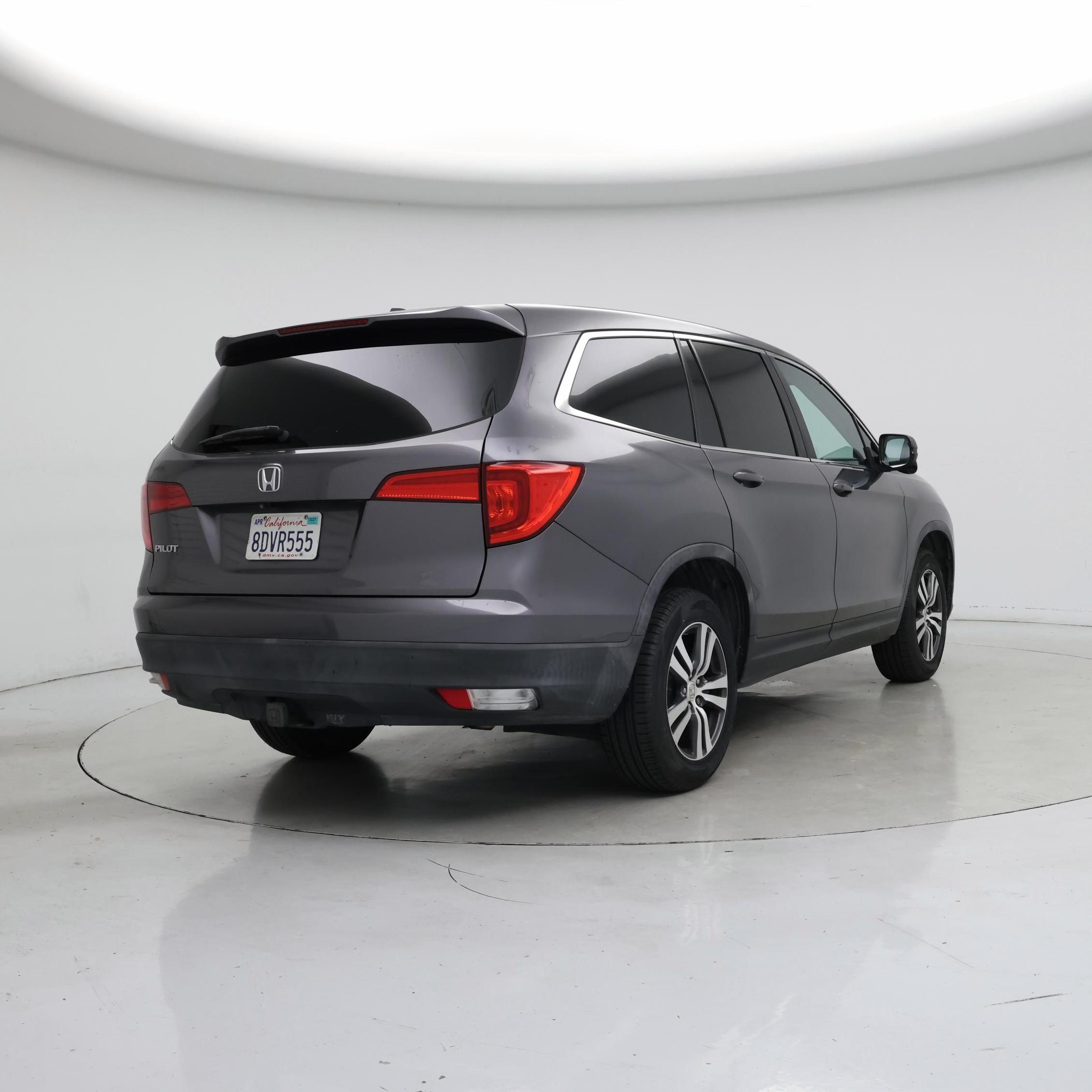 Thumbnail: 2018 Honda Pilot - 8