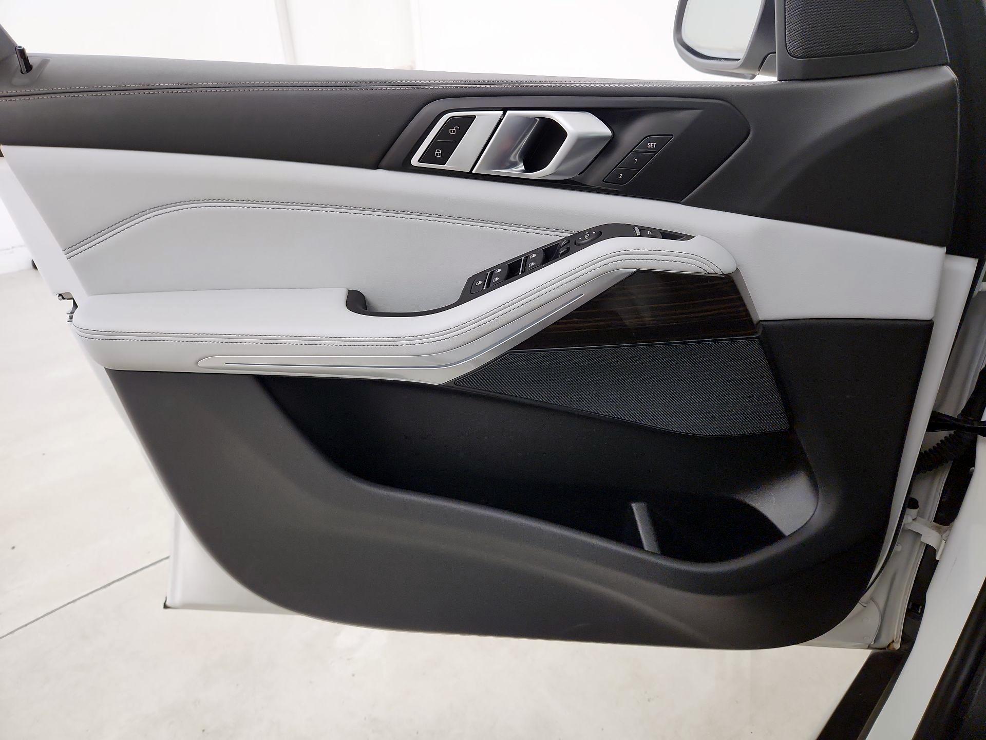 Thumbnail: 2024 BMW X5 - 12