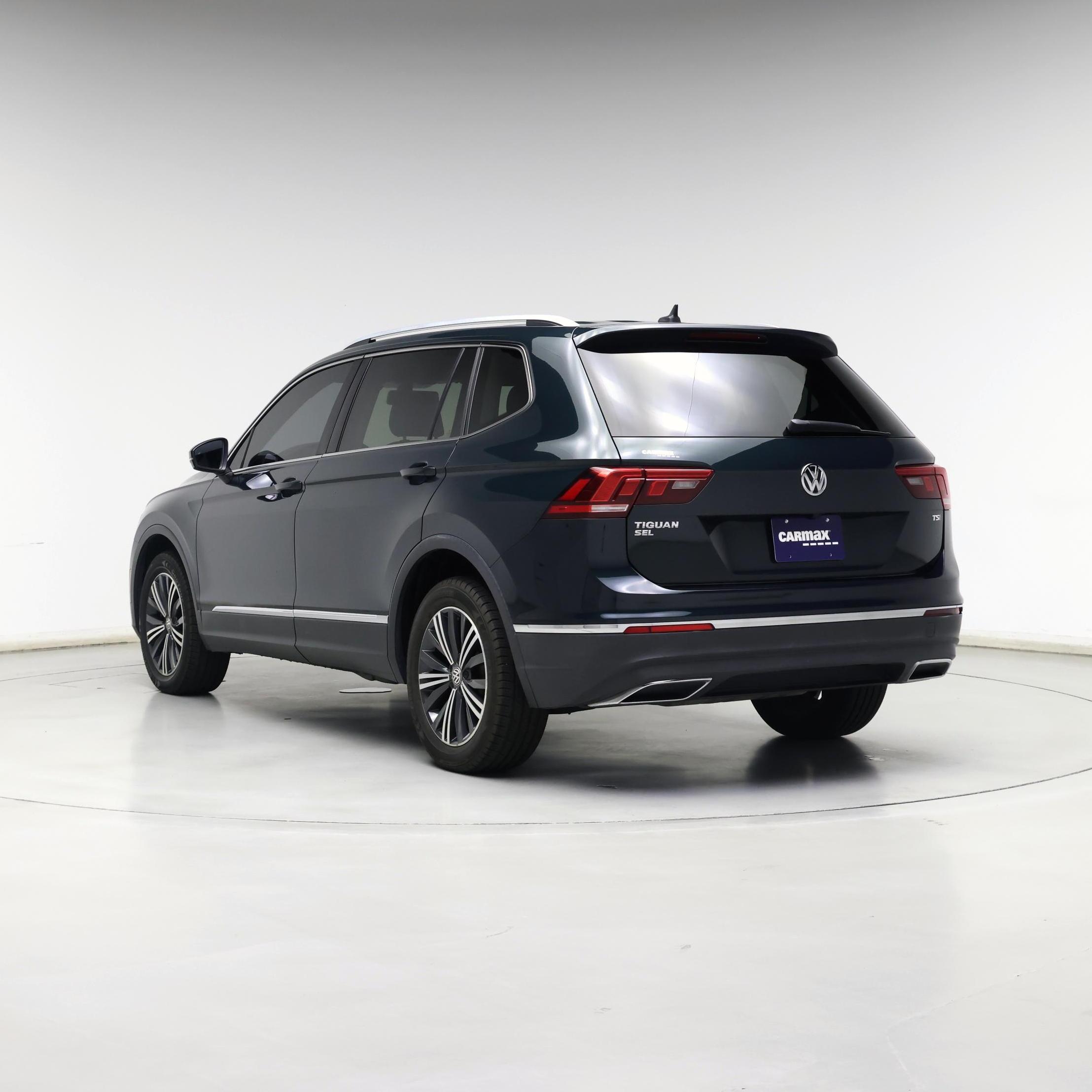 Thumbnail: 2018 Volkswagen Tiguan - 2
