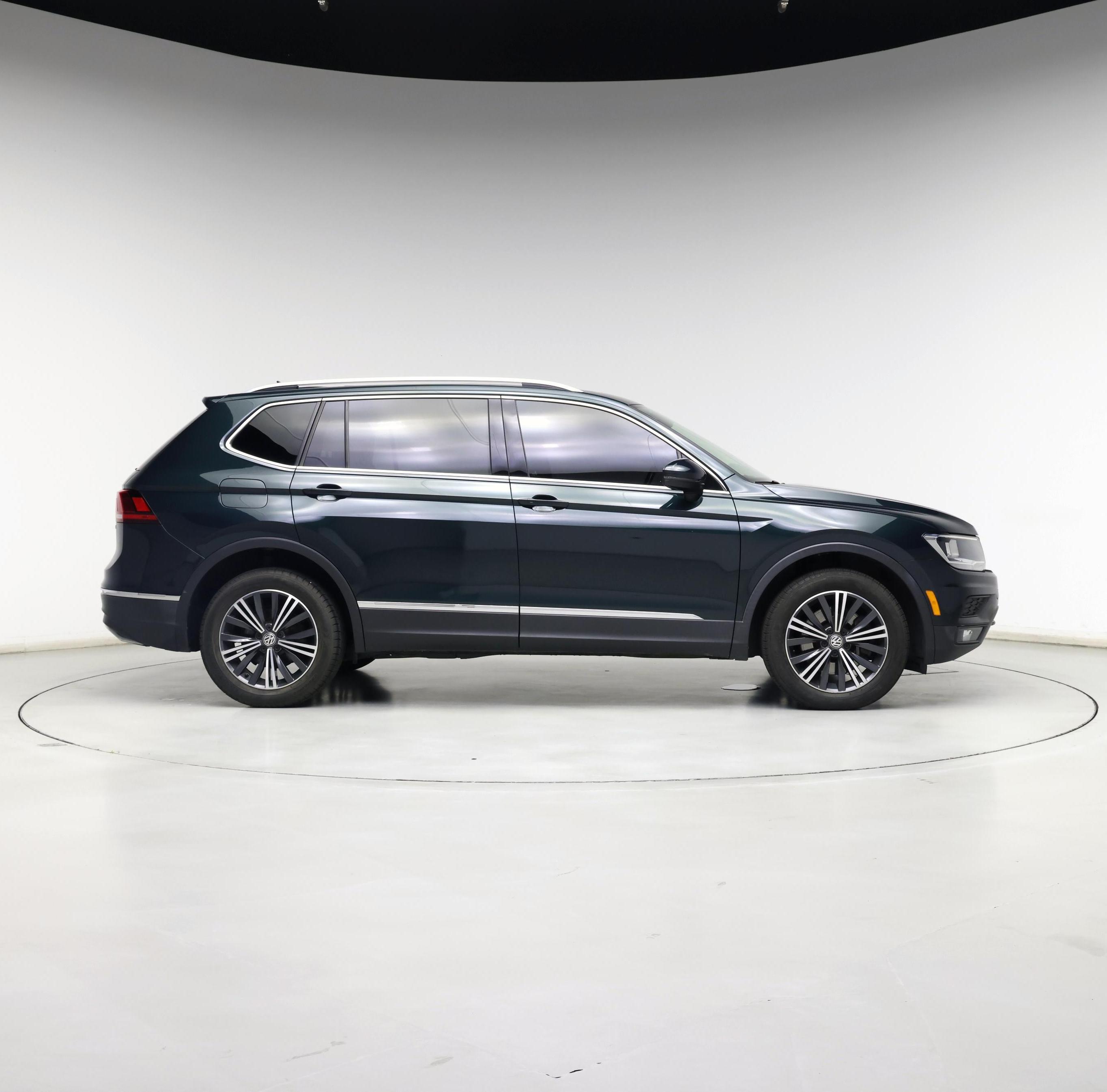 Thumbnail: 2018 Volkswagen Tiguan - 7