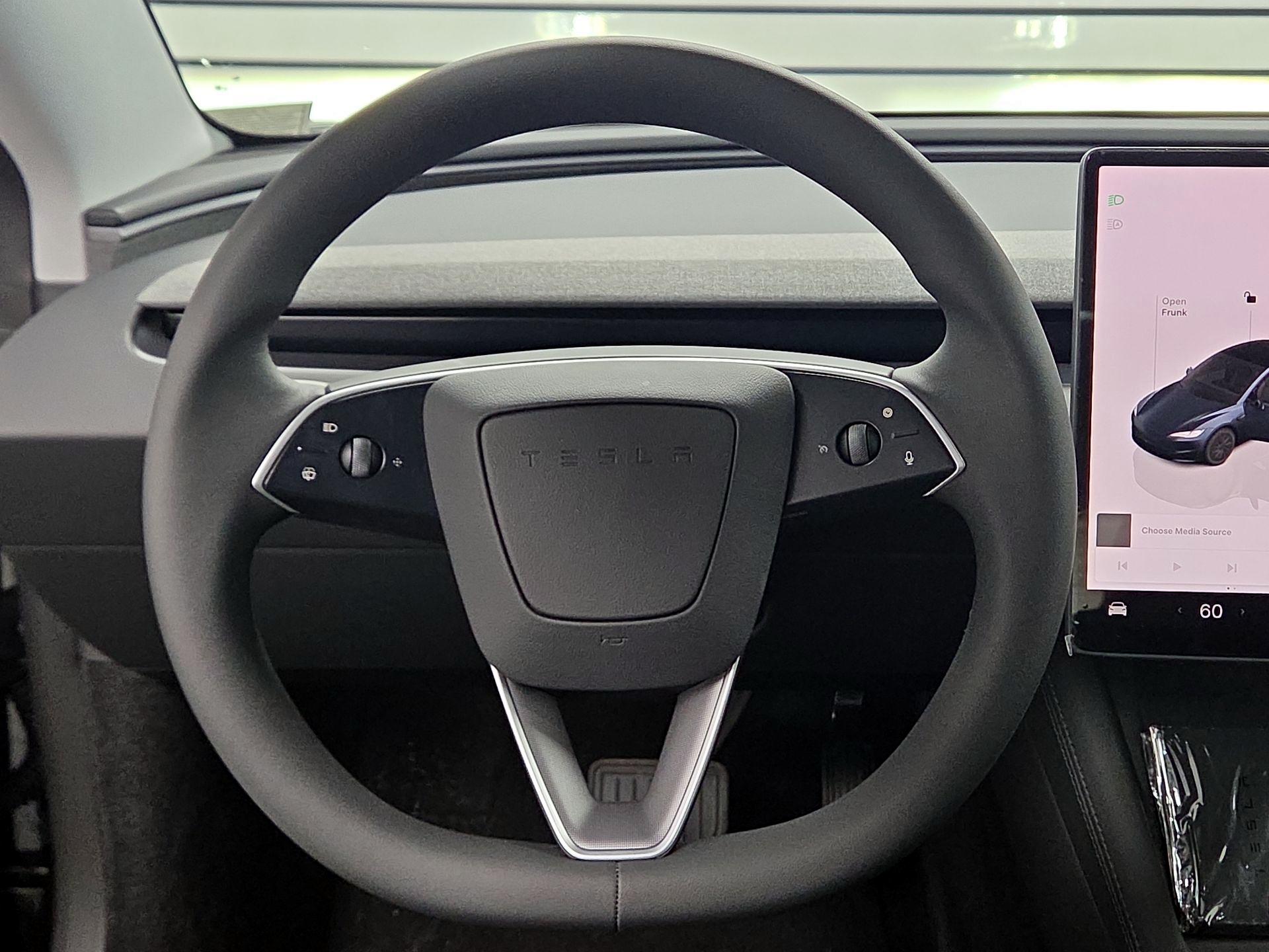 Thumbnail: 2025 Tesla Model 3 - 10