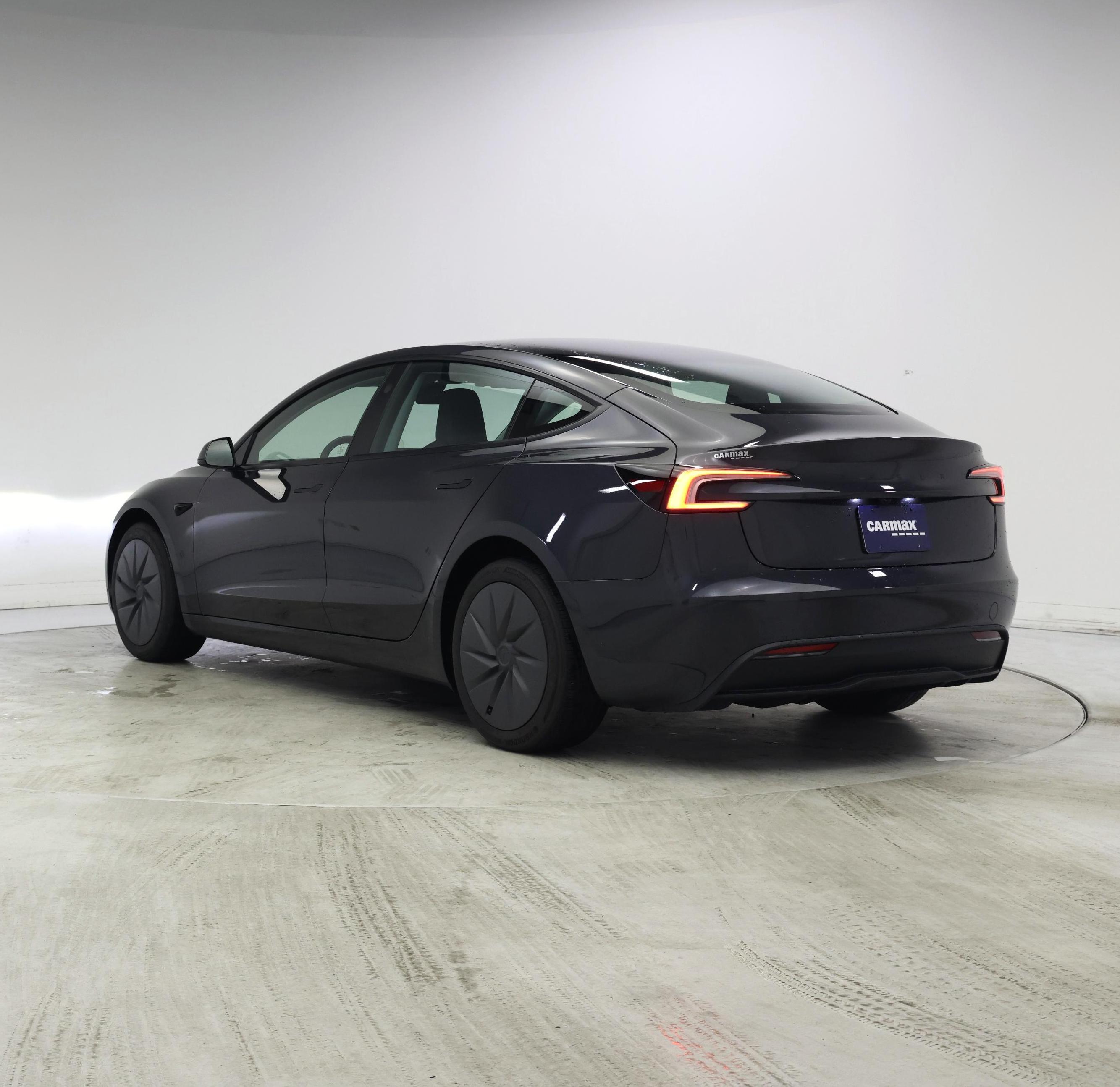 Thumbnail: 2025 Tesla Model 3 - 2