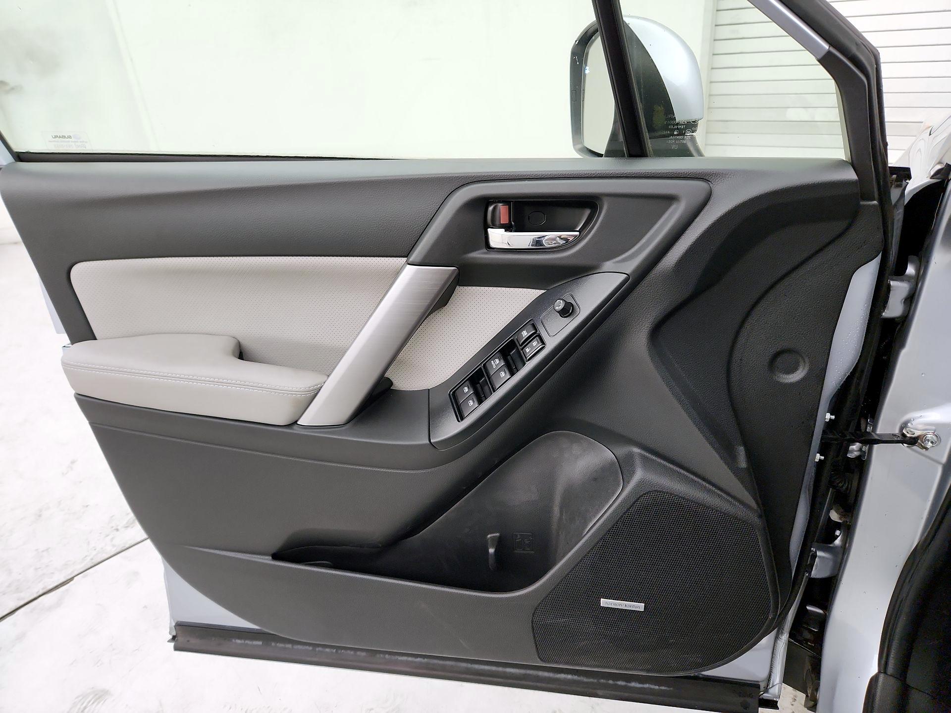 Thumbnail: 2016 Subaru Forester - 12
