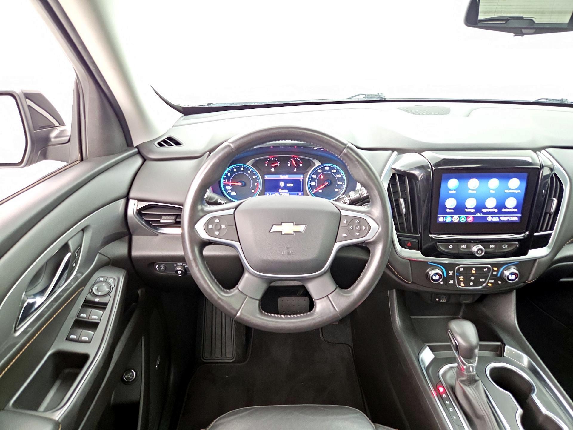 Thumbnail: 2021 Chevrolet Traverse - 10