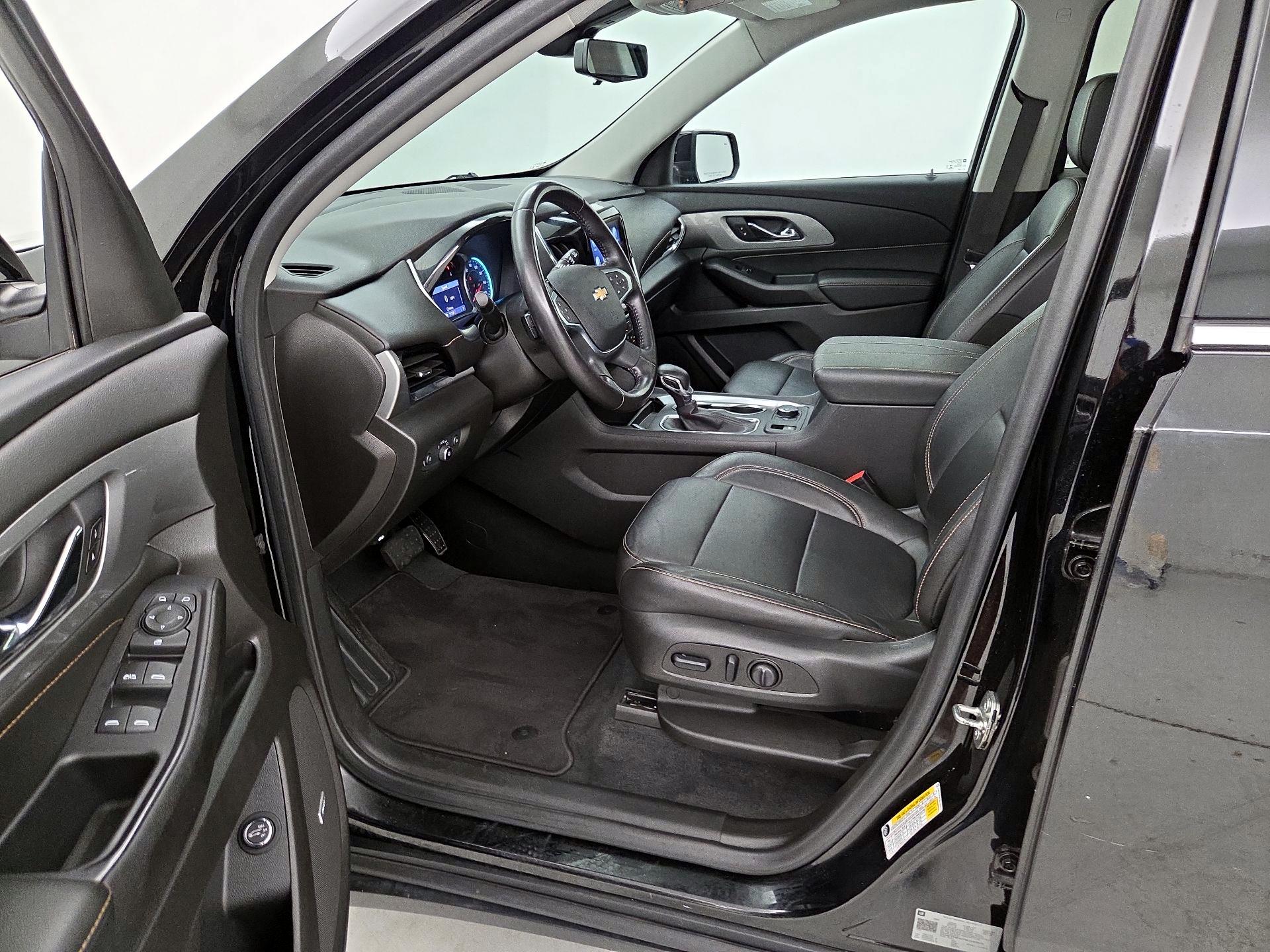 Thumbnail: 2021 Chevrolet Traverse - 11
