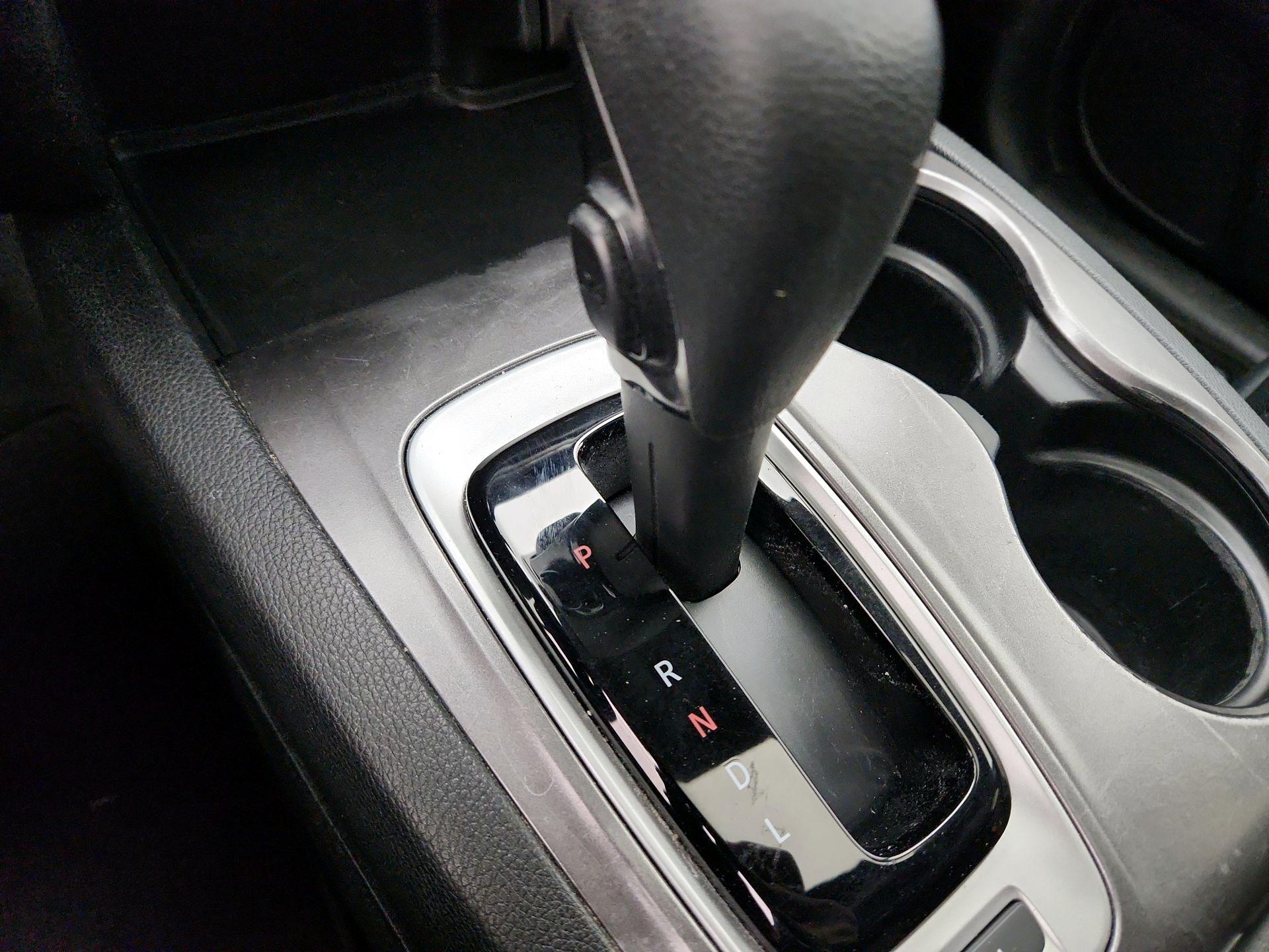 Thumbnail: 2018 Honda Pilot - 17