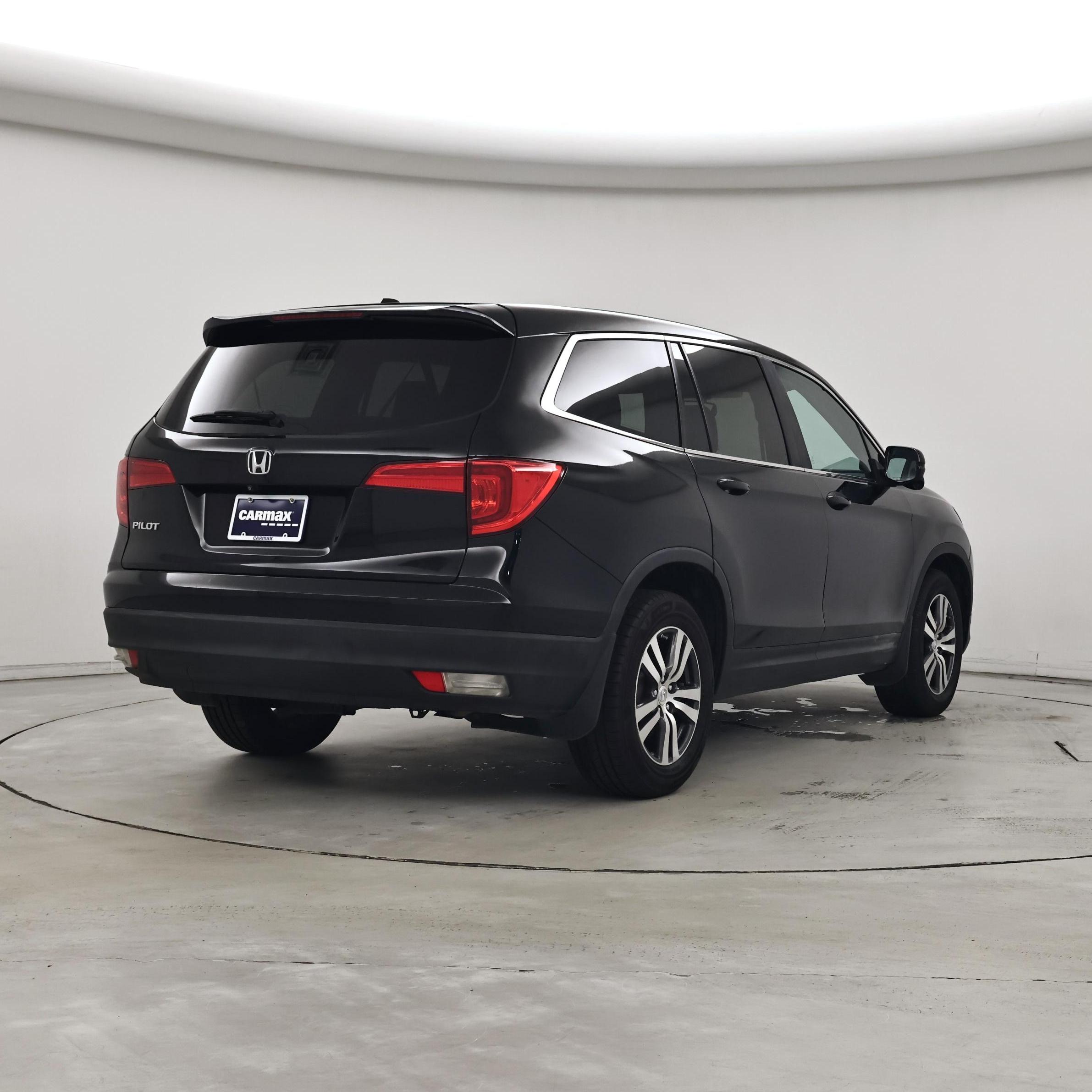 Thumbnail: 2018 Honda Pilot - 8
