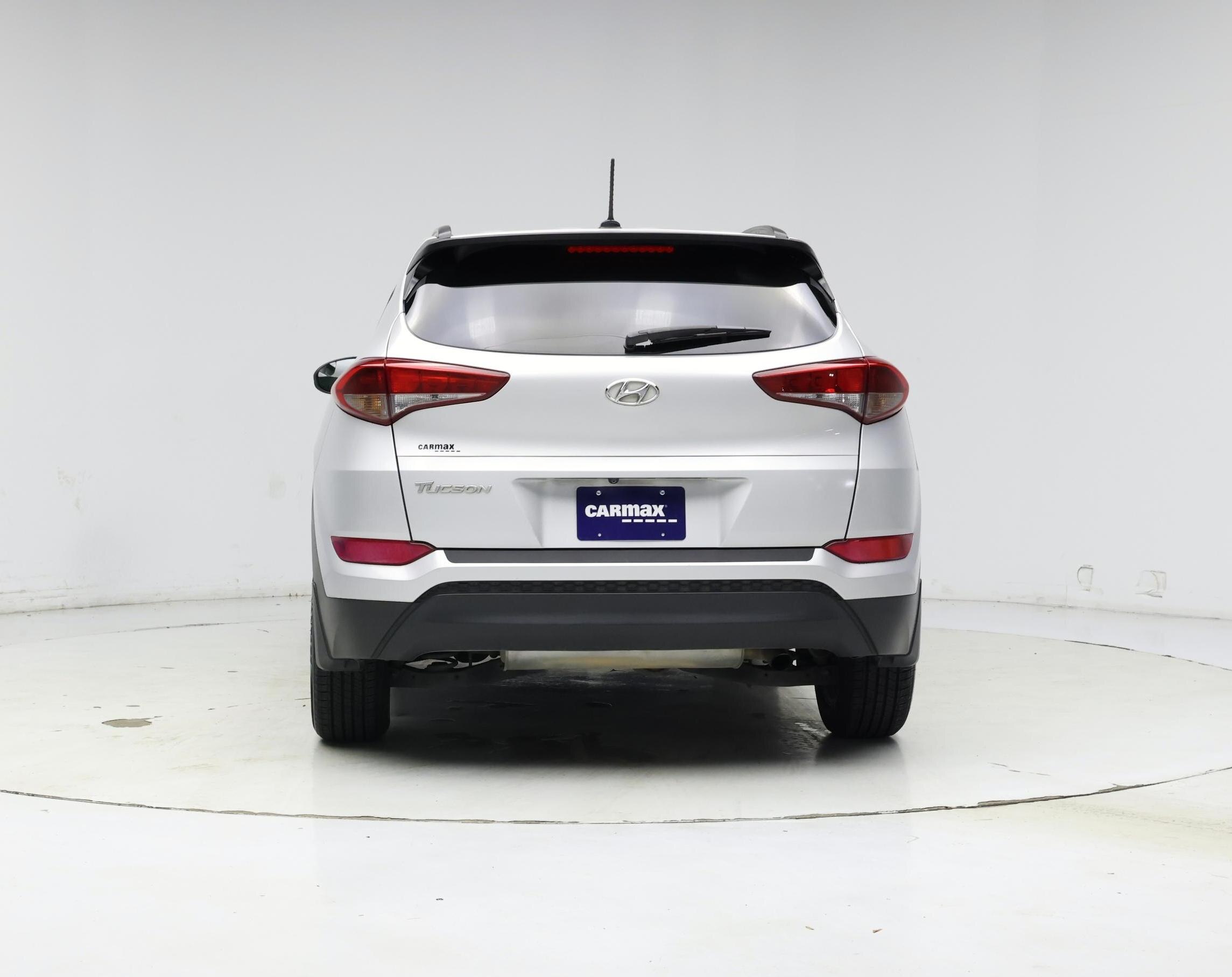 Thumbnail: 2016 Hyundai Tucson - 6