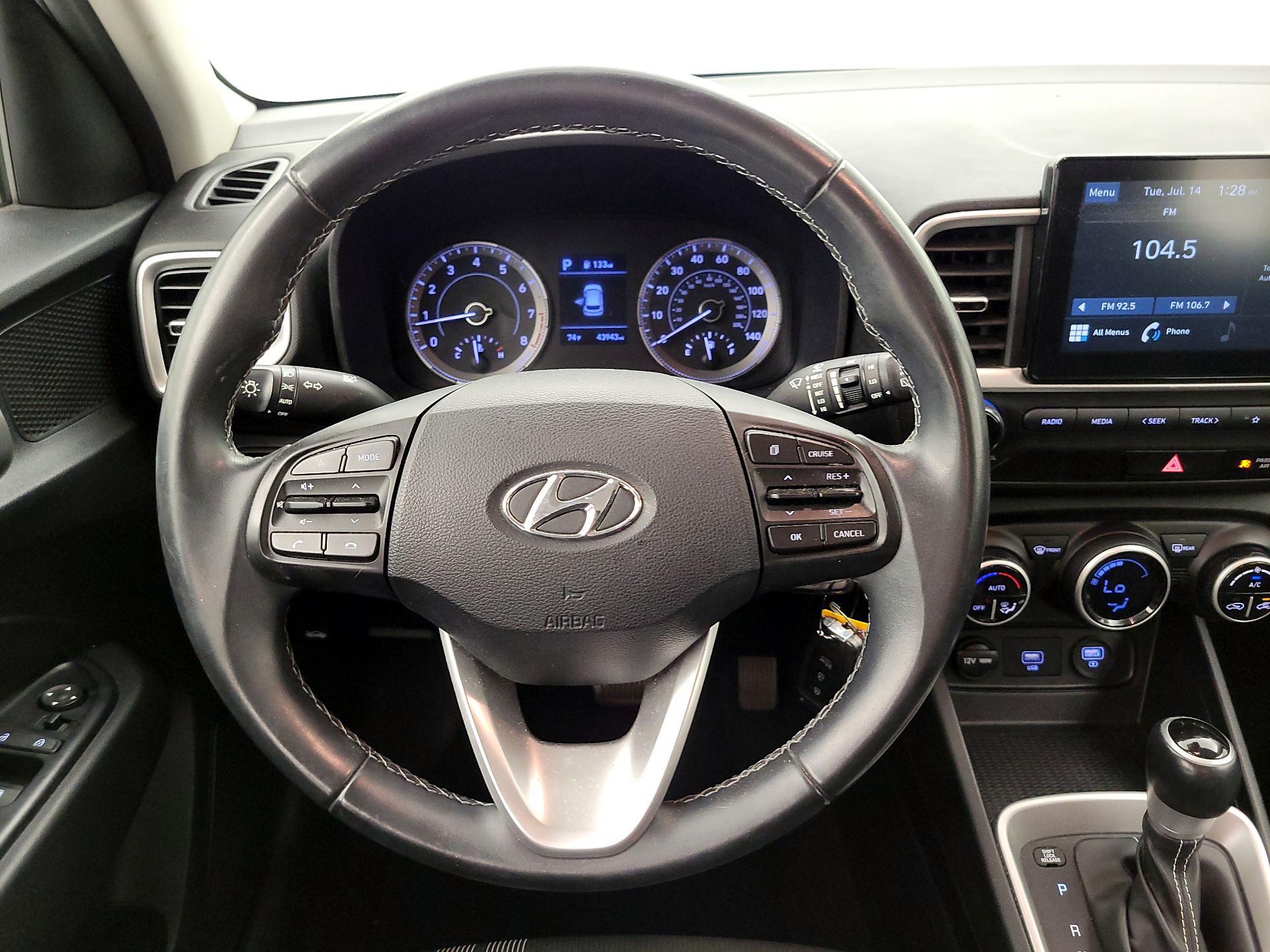 Thumbnail: 2021 Hyundai Venue - 10