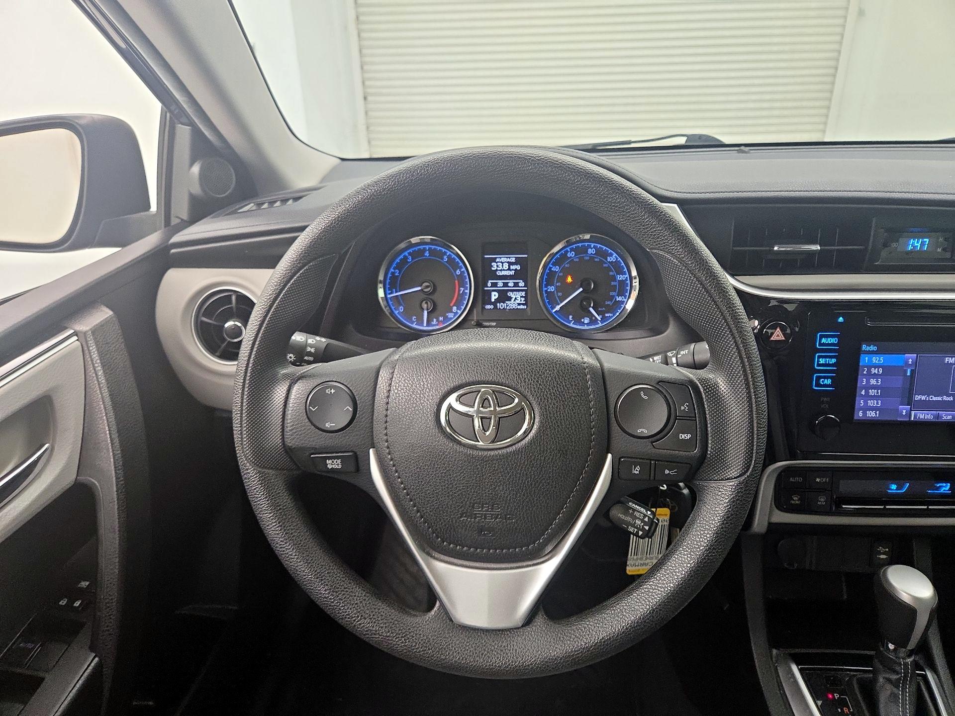 Thumbnail: 2017 Toyota Corolla - 10