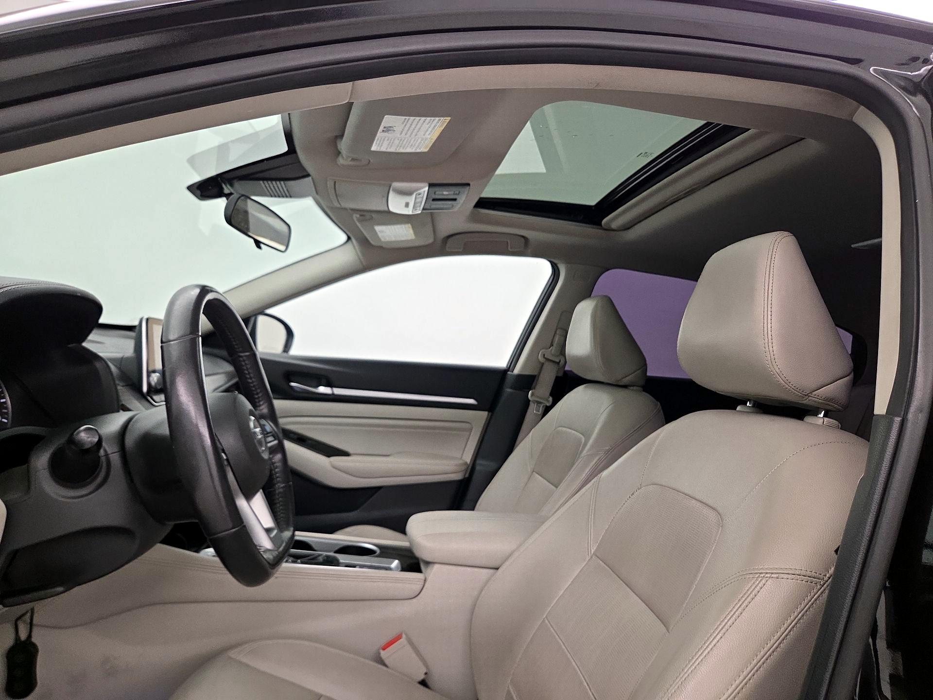 Thumbnail: 2022 Nissan Altima - 19