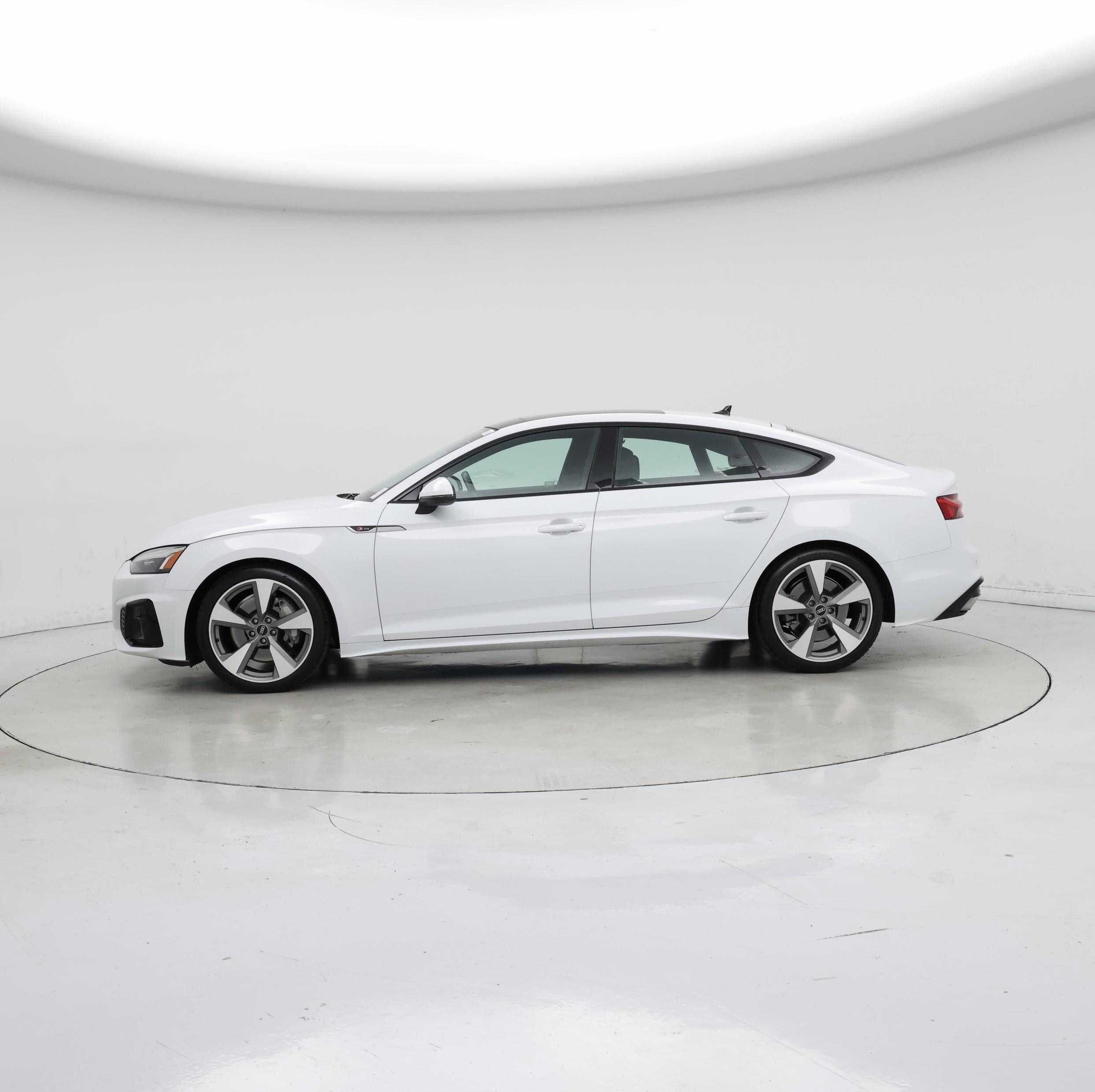 Thumbnail: 2021 Audi A5 - 3