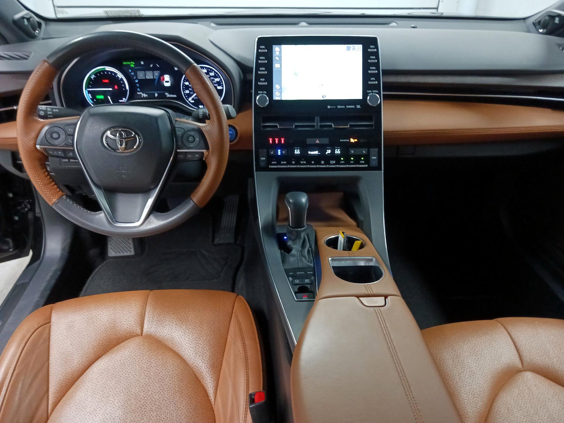 Thumbnail: 2022 Toyota Avalon - 9