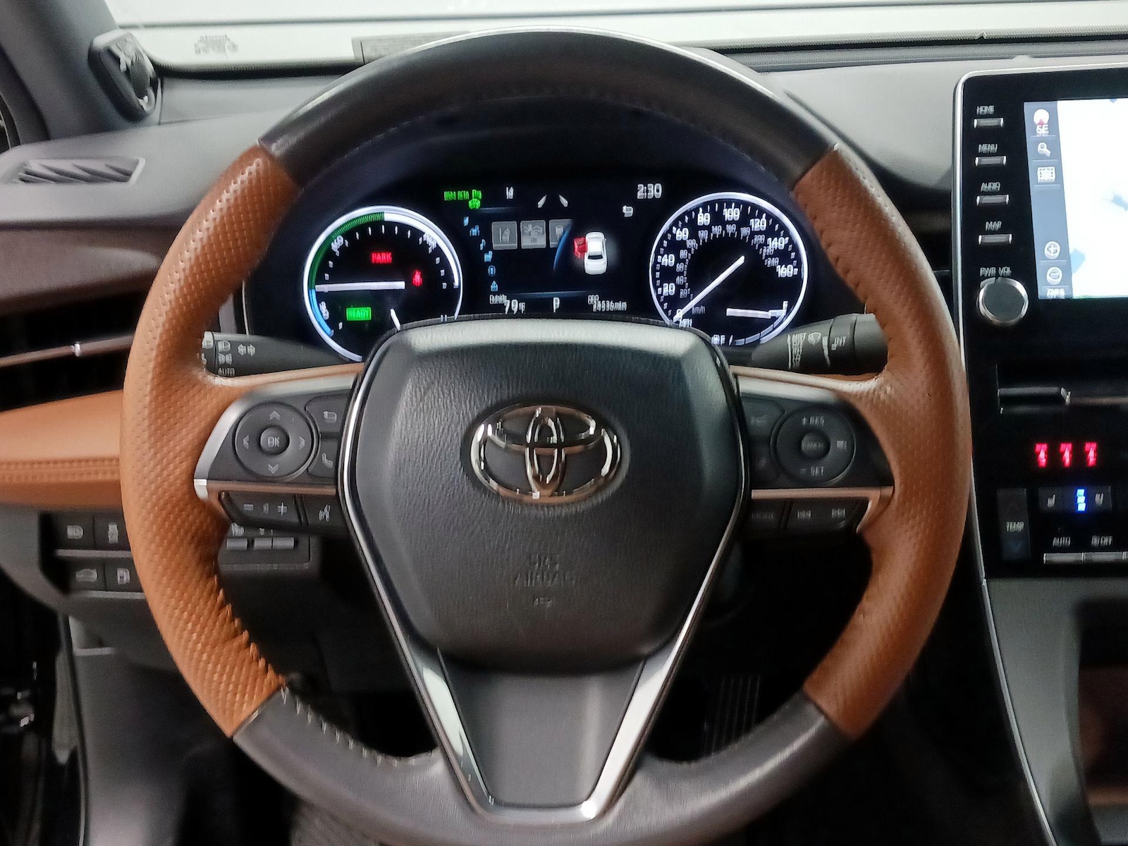 2022 Toyota Avalon Limited - Photo 11