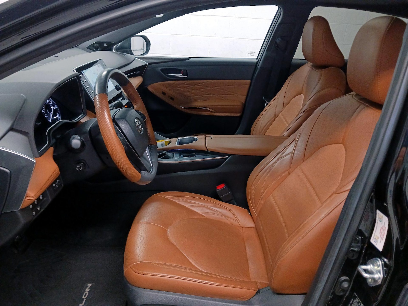 2022 Toyota Avalon Limited - Photo 12