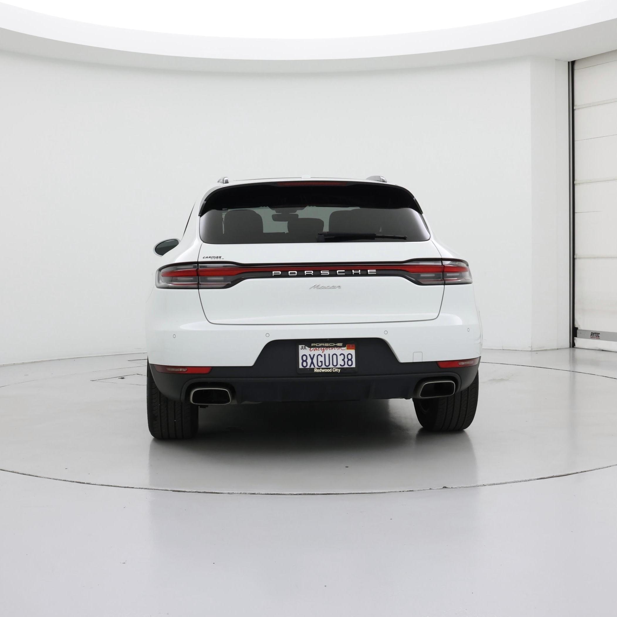 Thumbnail: 2021 Porsche Macan - 6