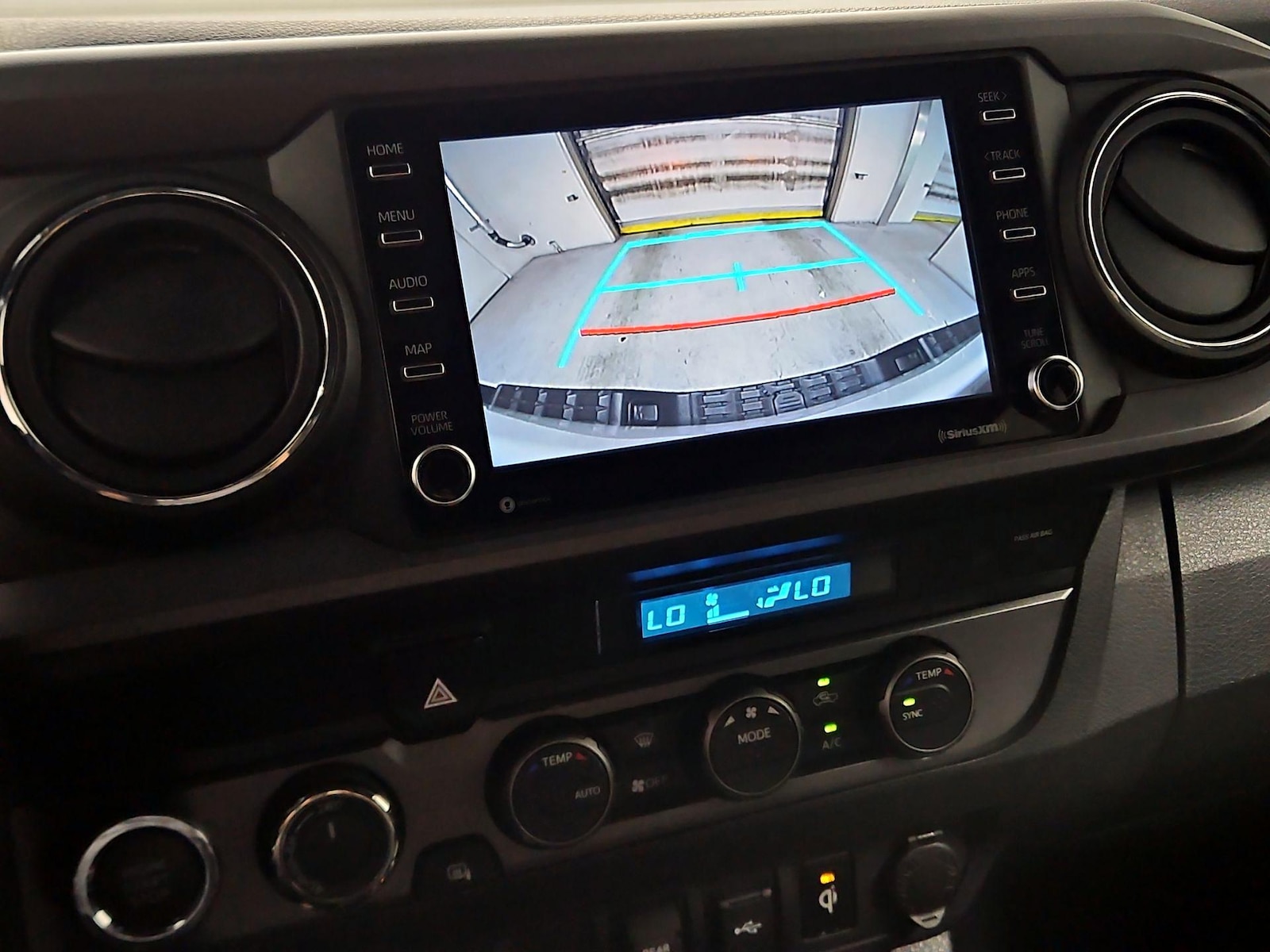 2023 Toyota Tacoma TRD Sport - Photo 15
