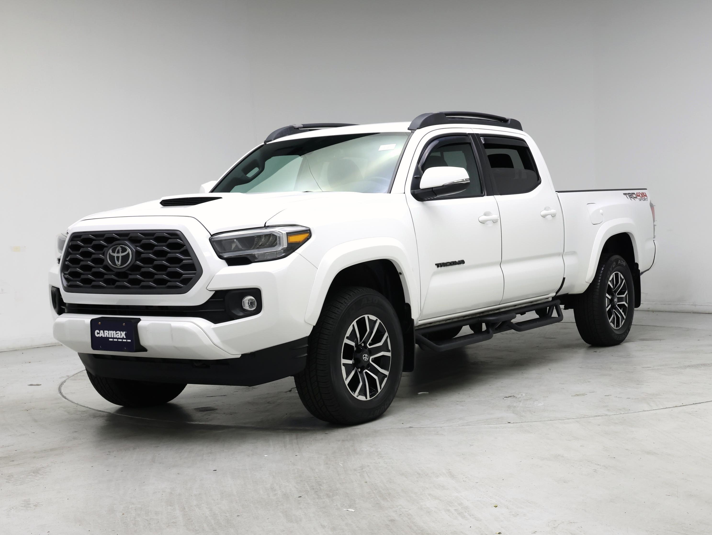Thumbnail: 2023 Toyota Tacoma - 4