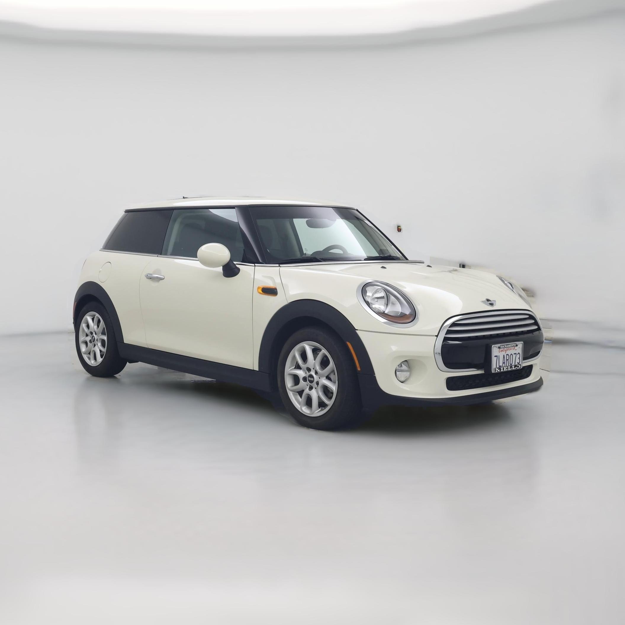Thumbnail: 2015 MINI Cooper Hardtop - 1