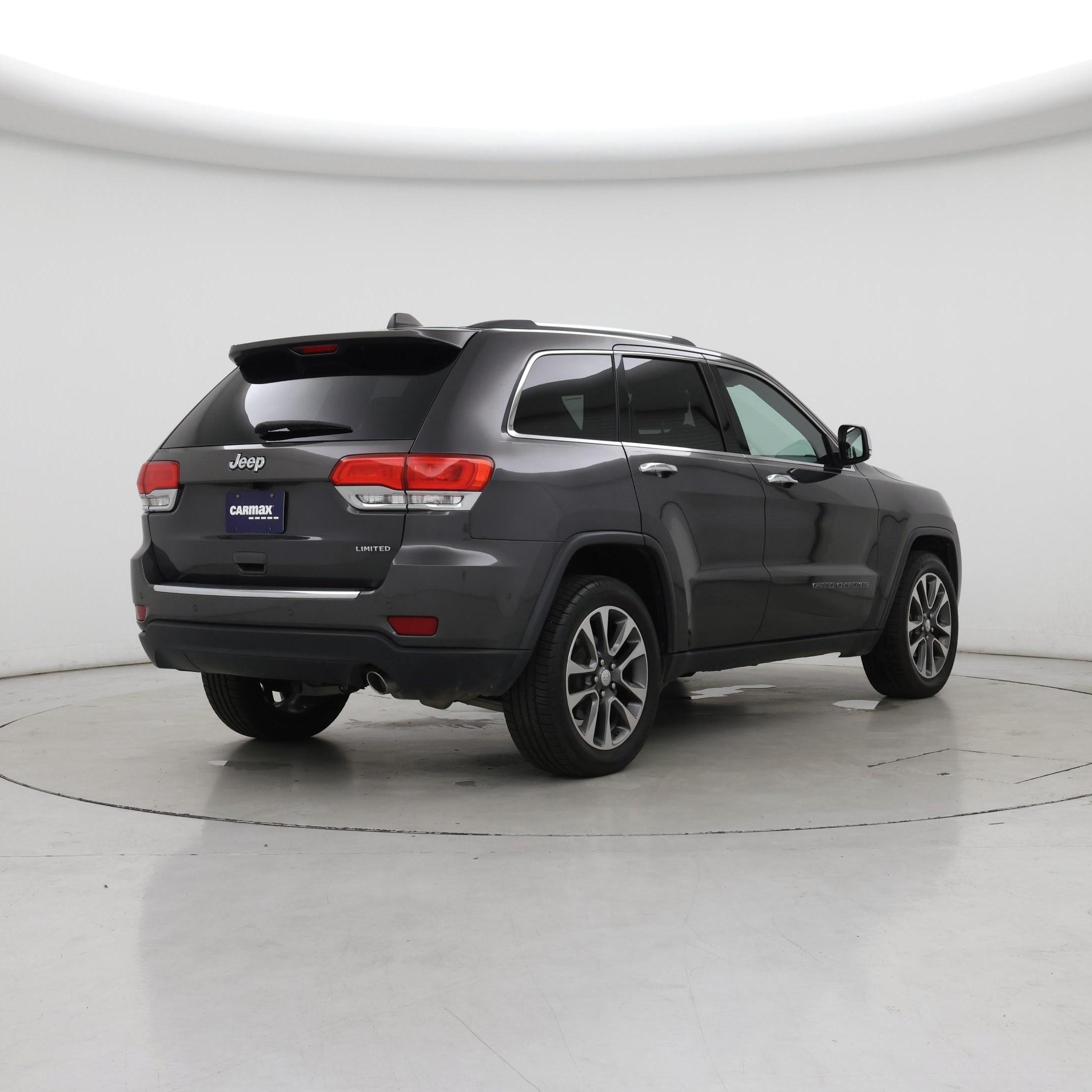 Thumbnail: 2018 Jeep Grand Cherokee - 8