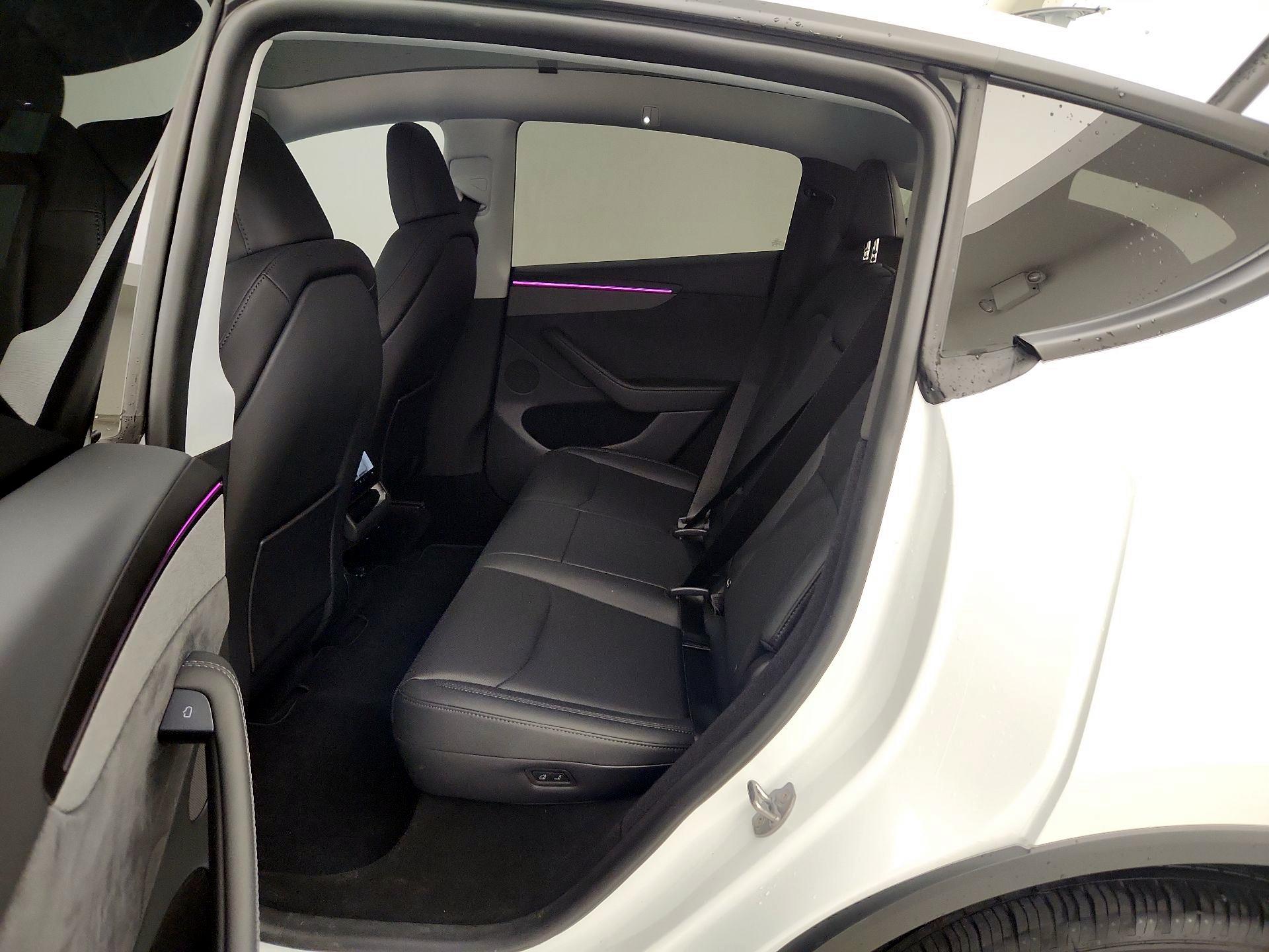 Thumbnail: 2026 Tesla Model Y - 19