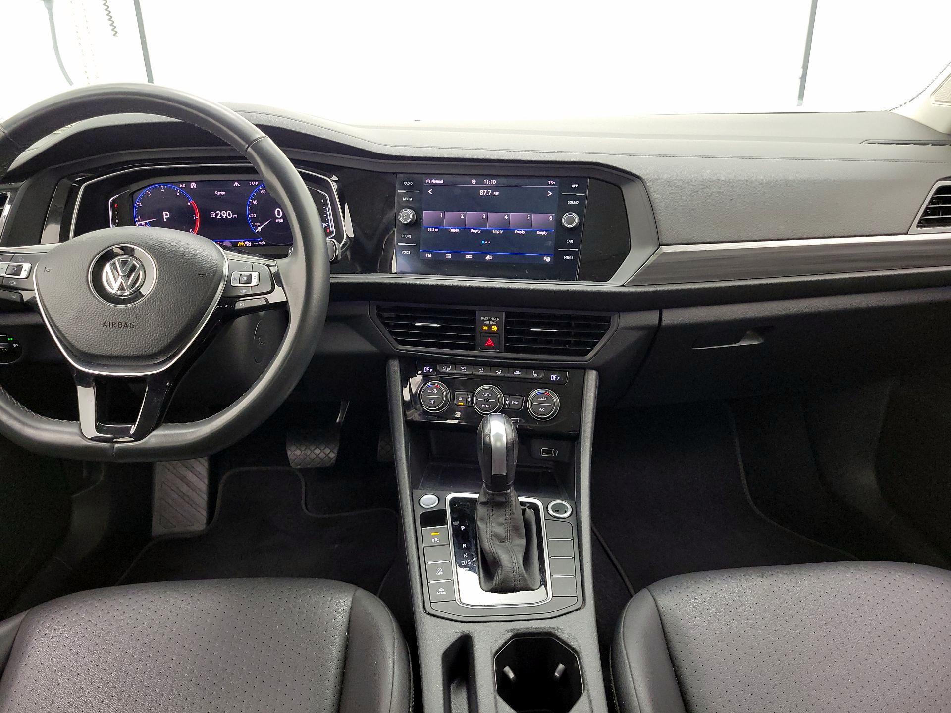 Thumbnail: 2020 Volkswagen Jetta - 9