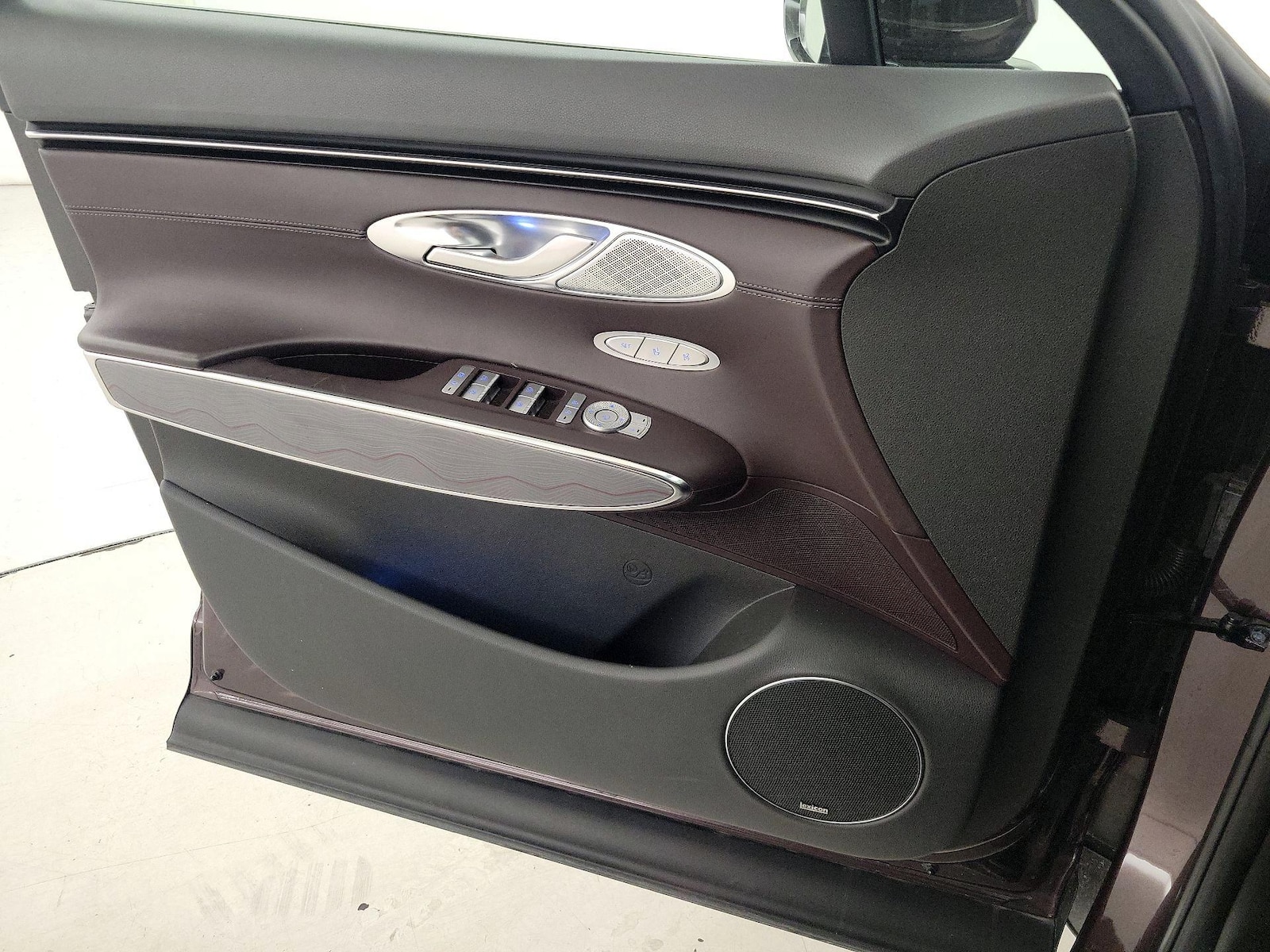 2022 GENESIS GV70 Standard - Photo 13