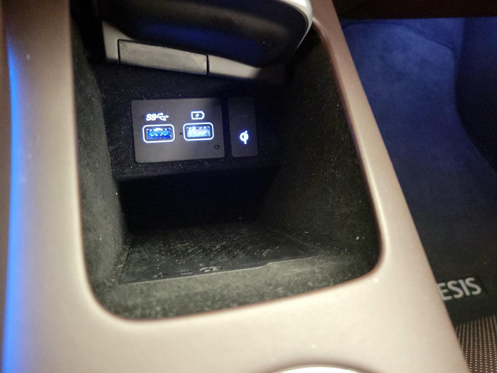 2022 GENESIS GV70 Standard - Photo 20
