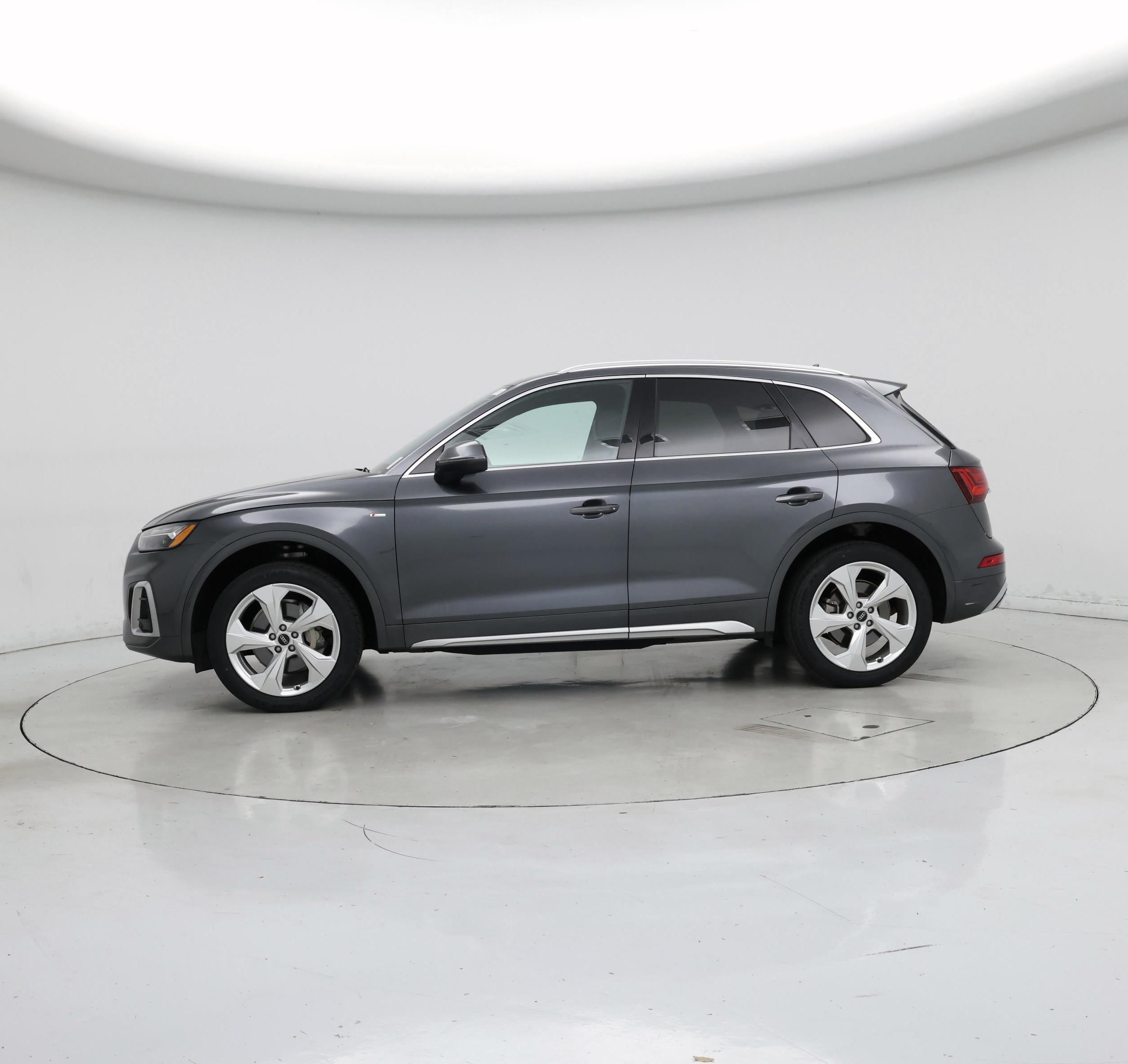 Thumbnail: 2022 Audi Q5 - 3