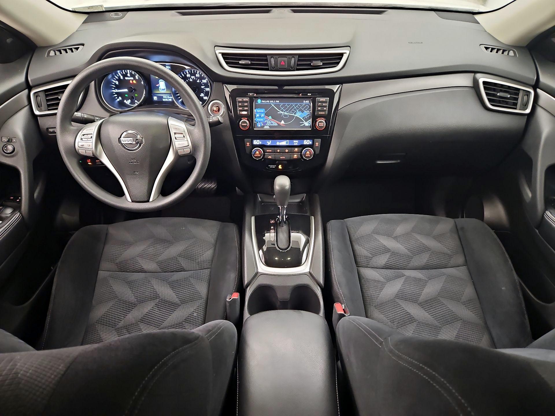 Thumbnail: 2015 Nissan Rogue - 9