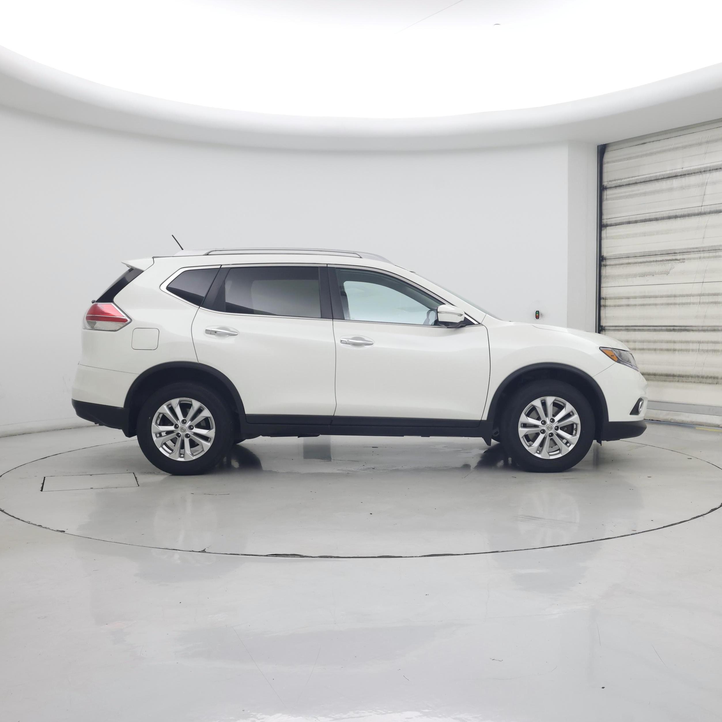 Thumbnail: 2015 Nissan Rogue - 7